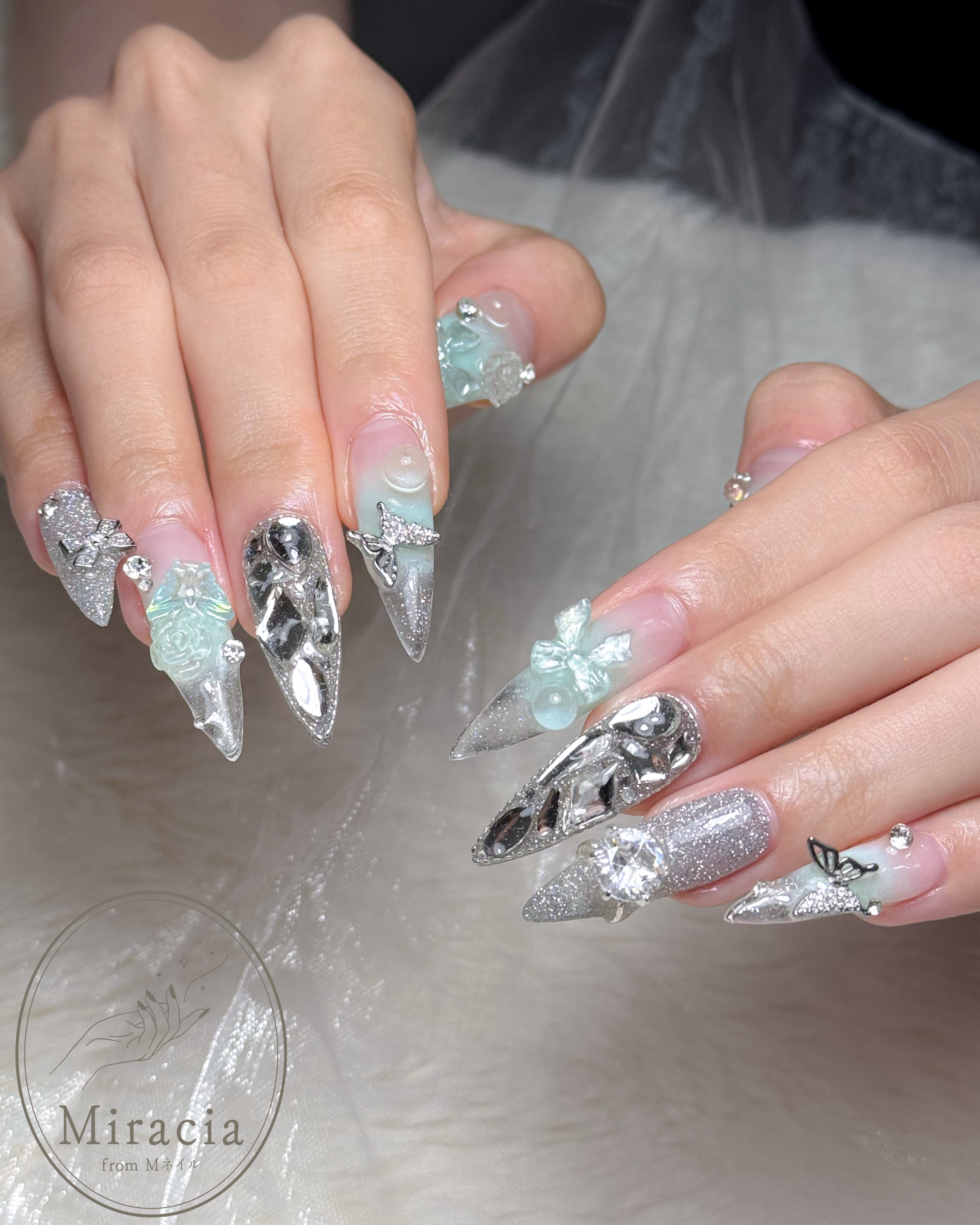 10lino.nail