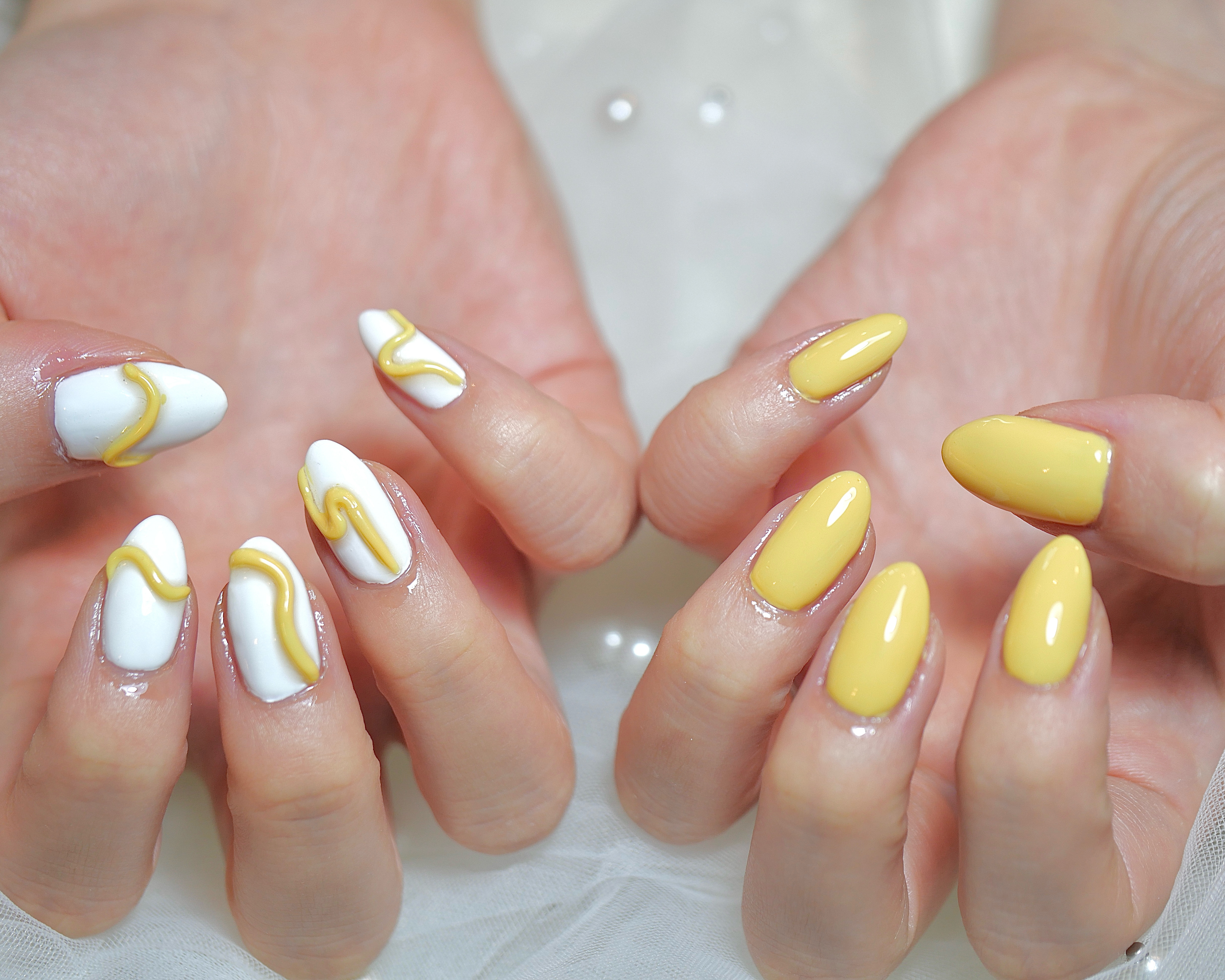Y_nail...