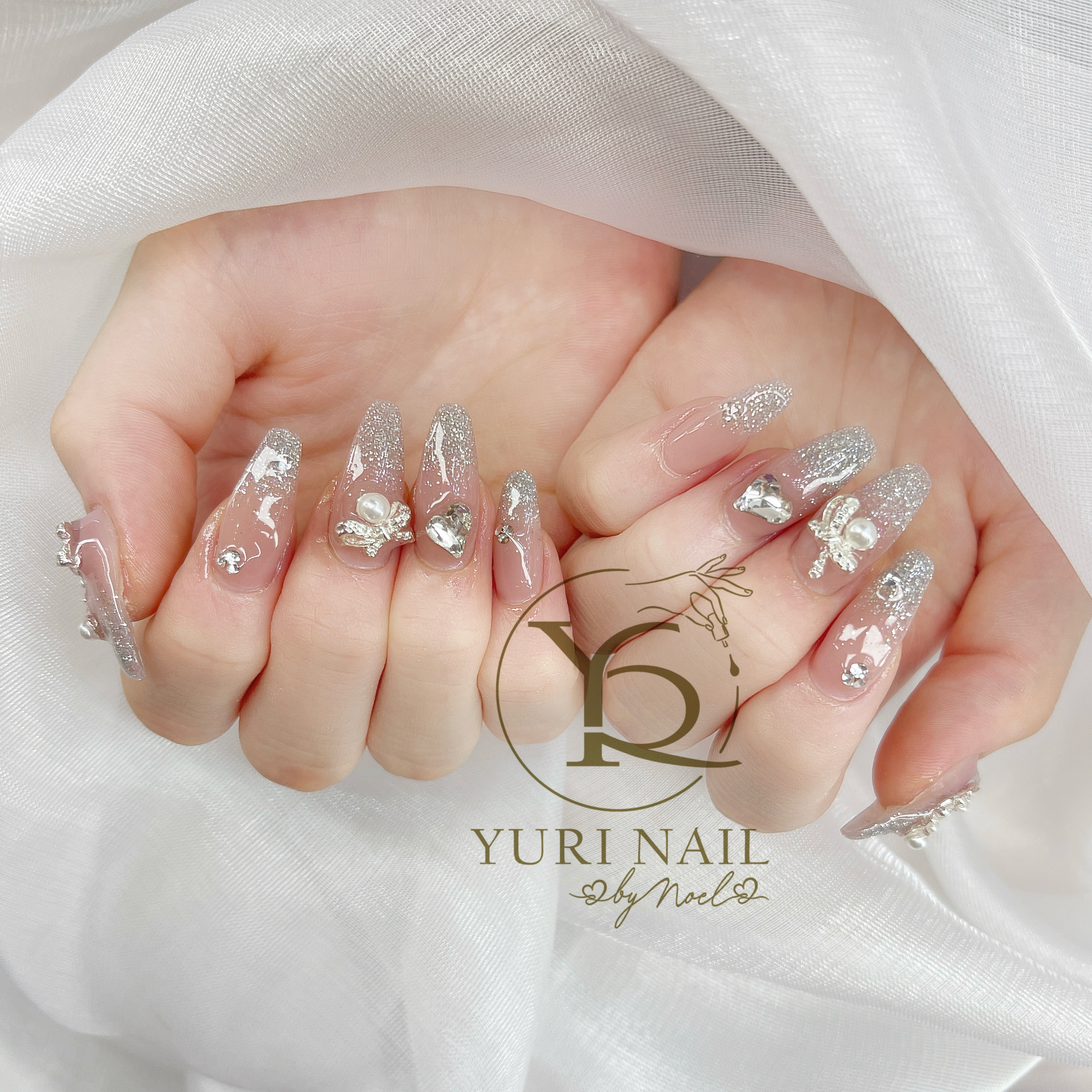 Yuri_nail_Anh