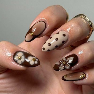     立体感のある3Dネイル.⏰ オフ時間：約35分
💎 パーツオフ：約45