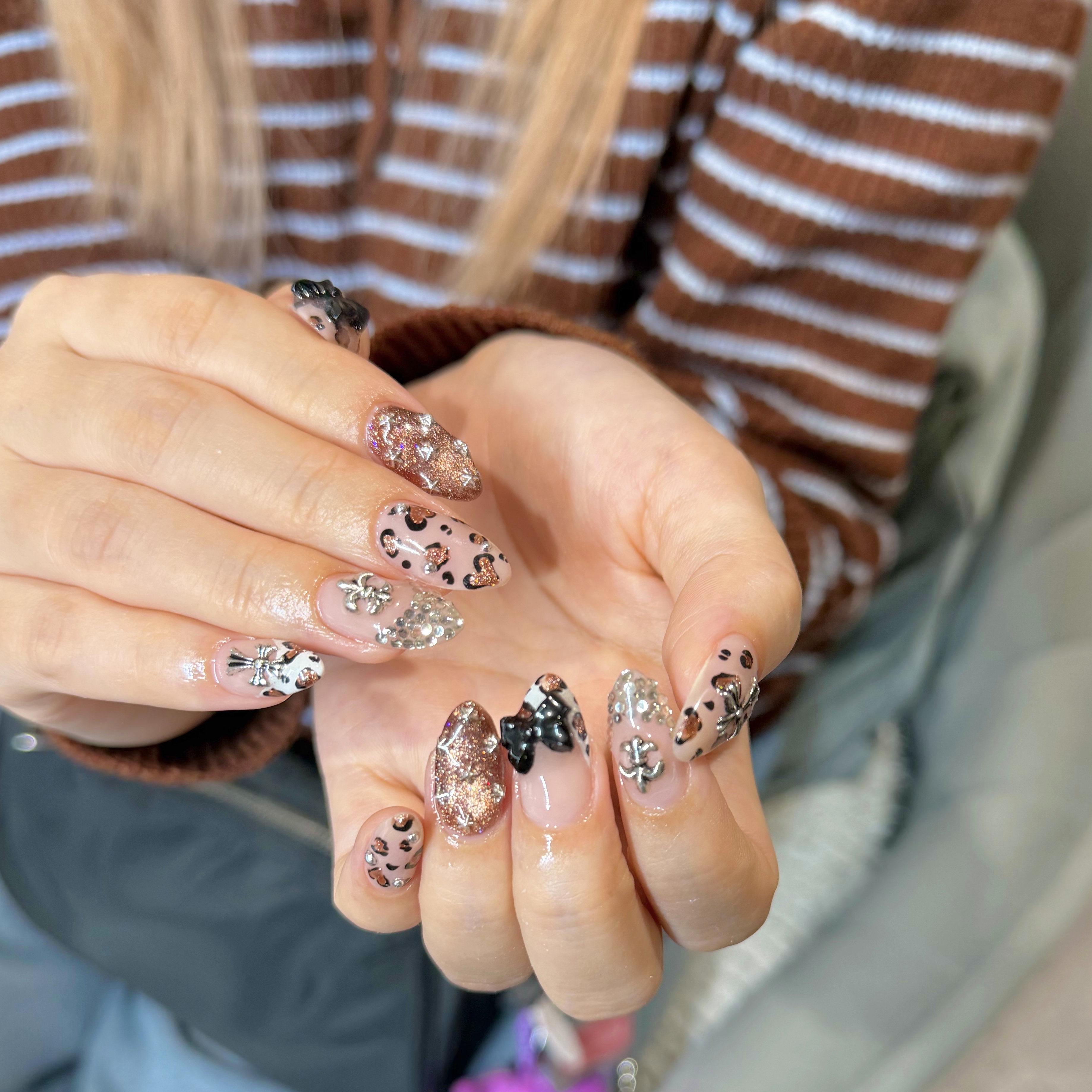 FLUFFY__nail