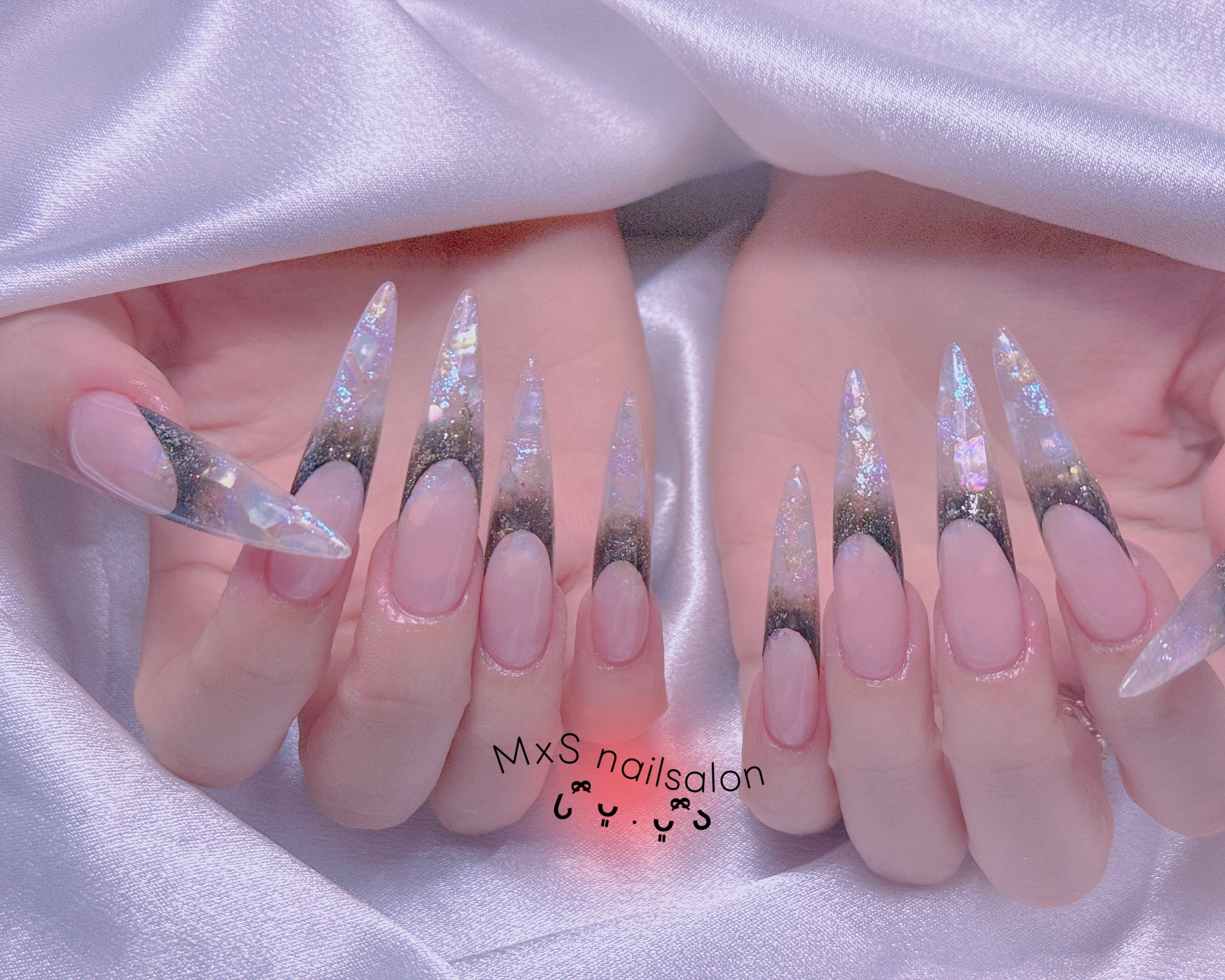 mina_90723