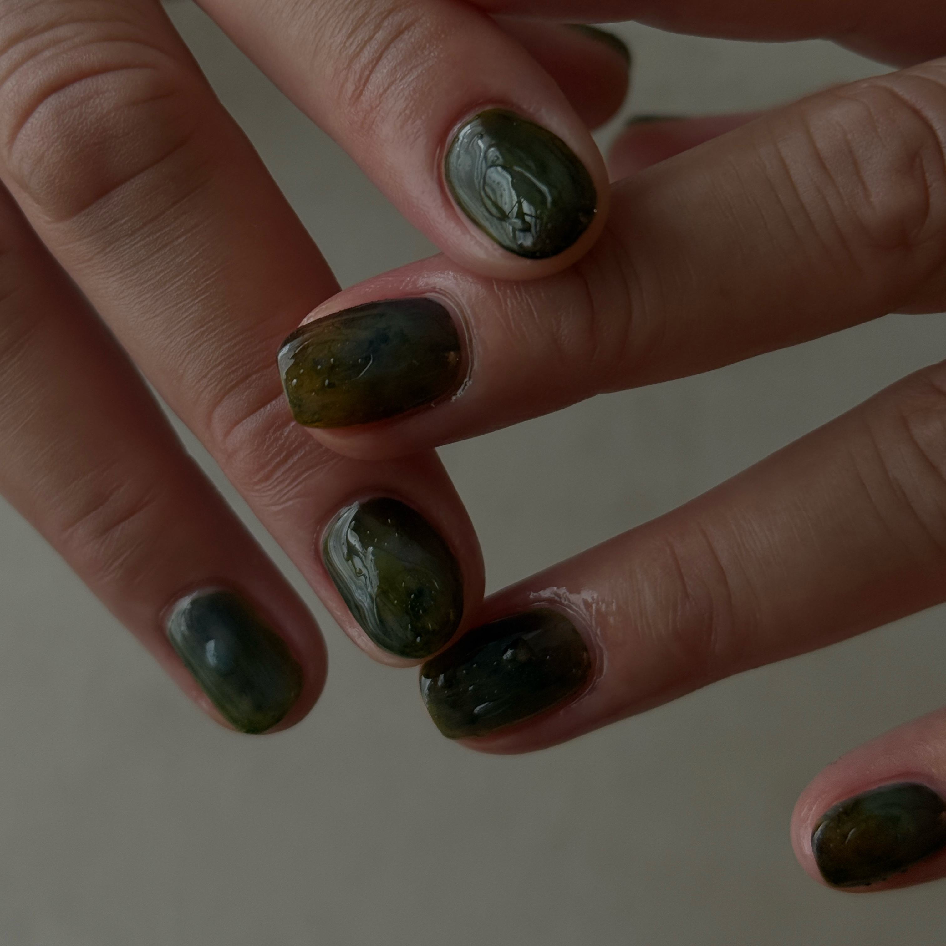 apua_ntn.nail