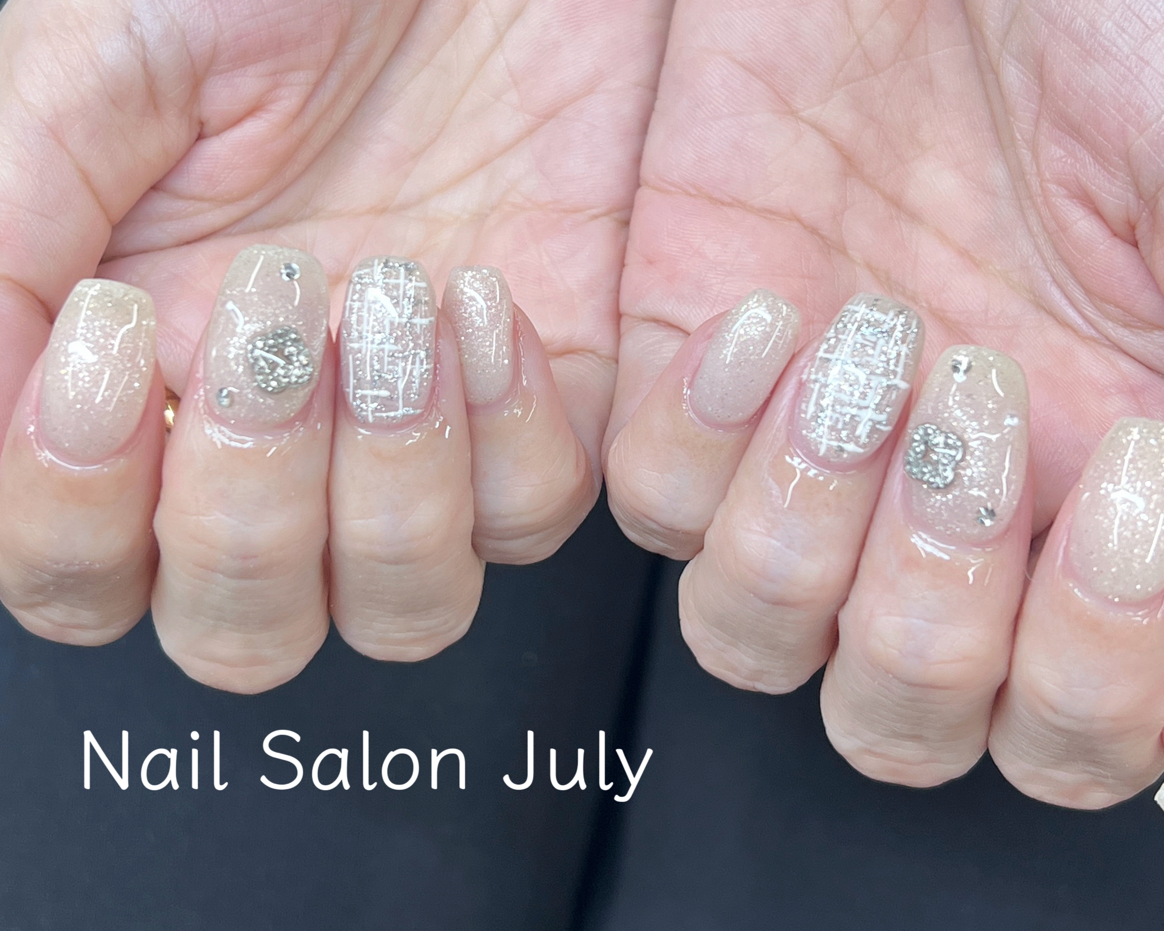 Nail_salon_July