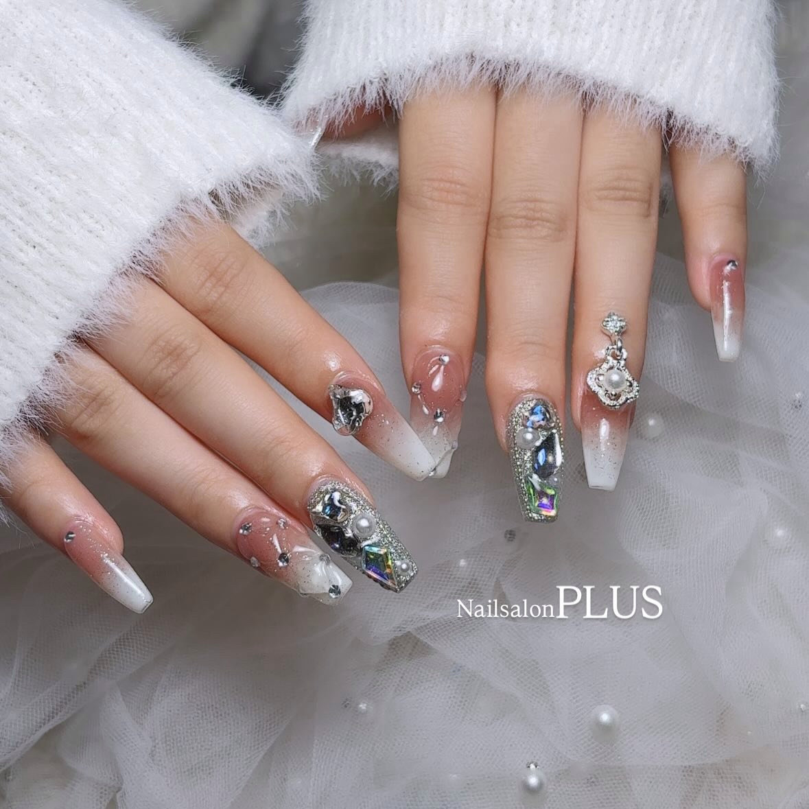 Nailsalonplus_minami