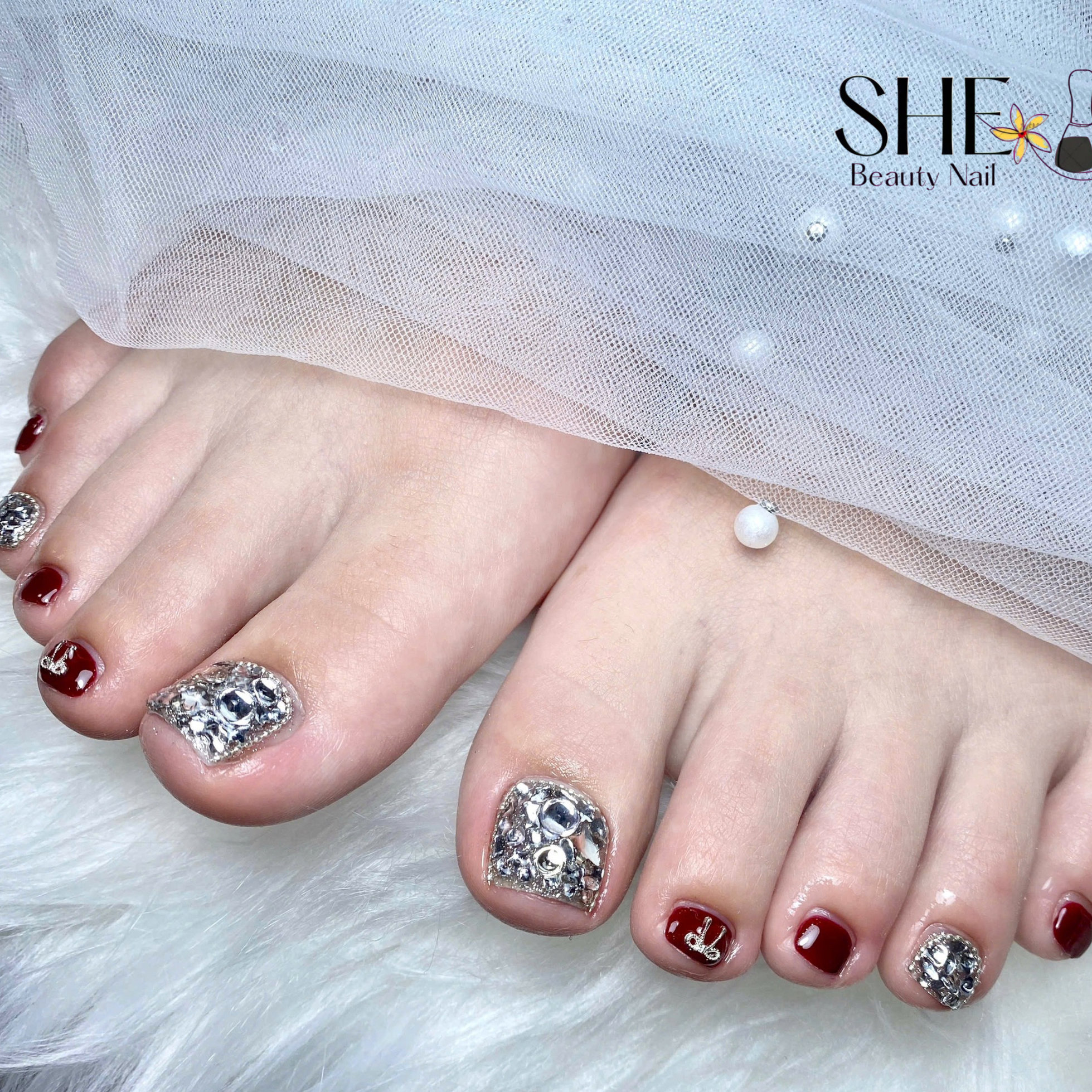 SHE_NAIL_