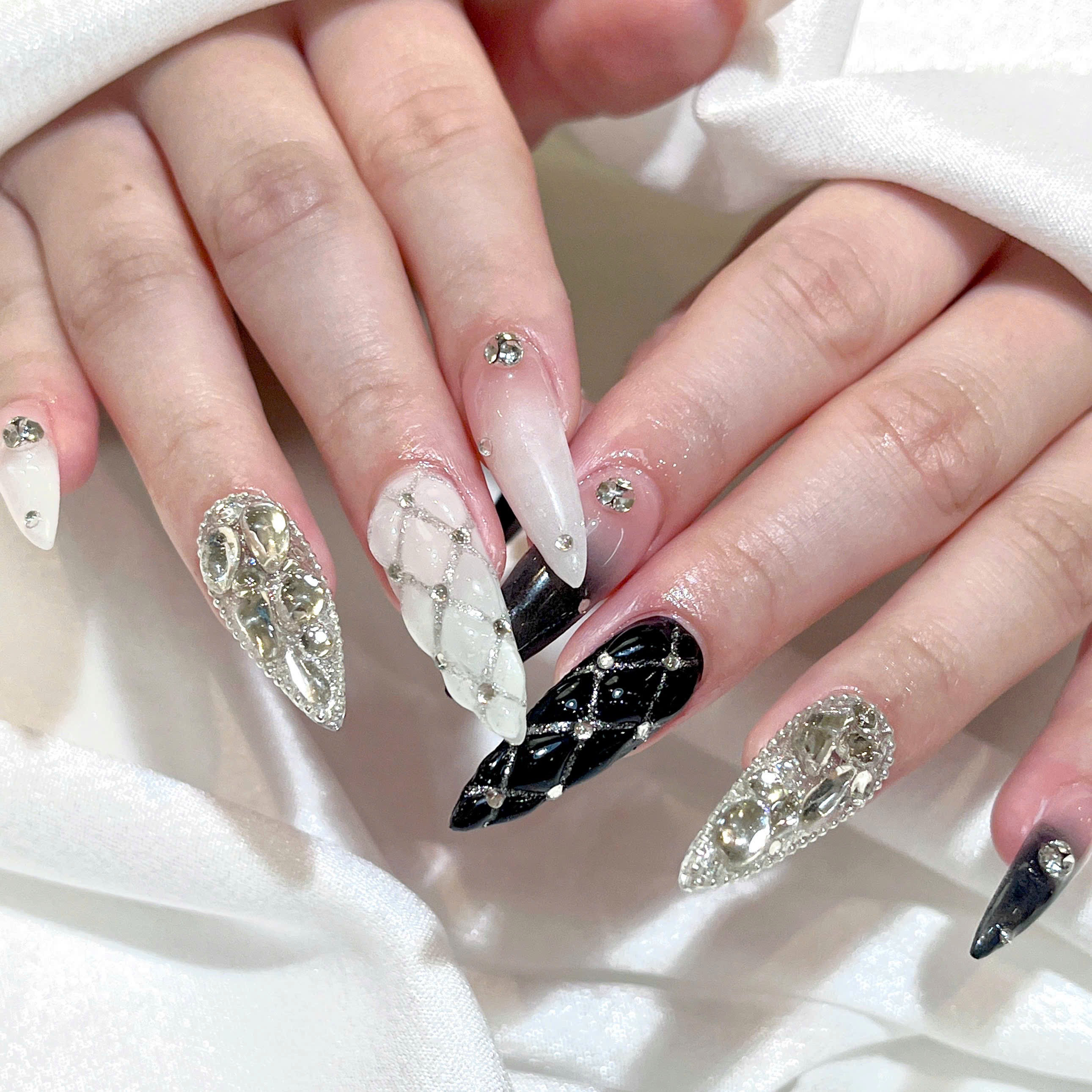 ame_nail
