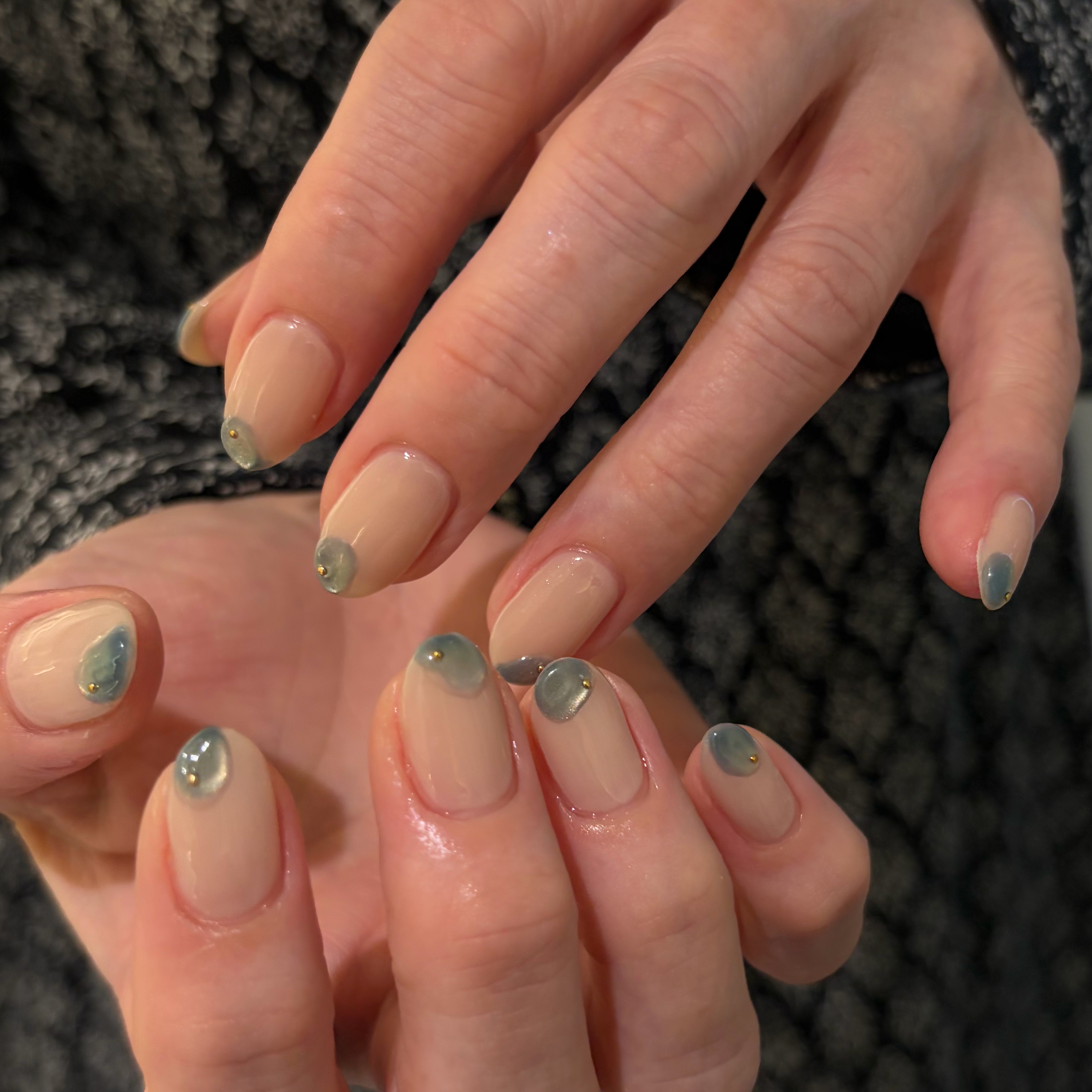 nail_hkr.