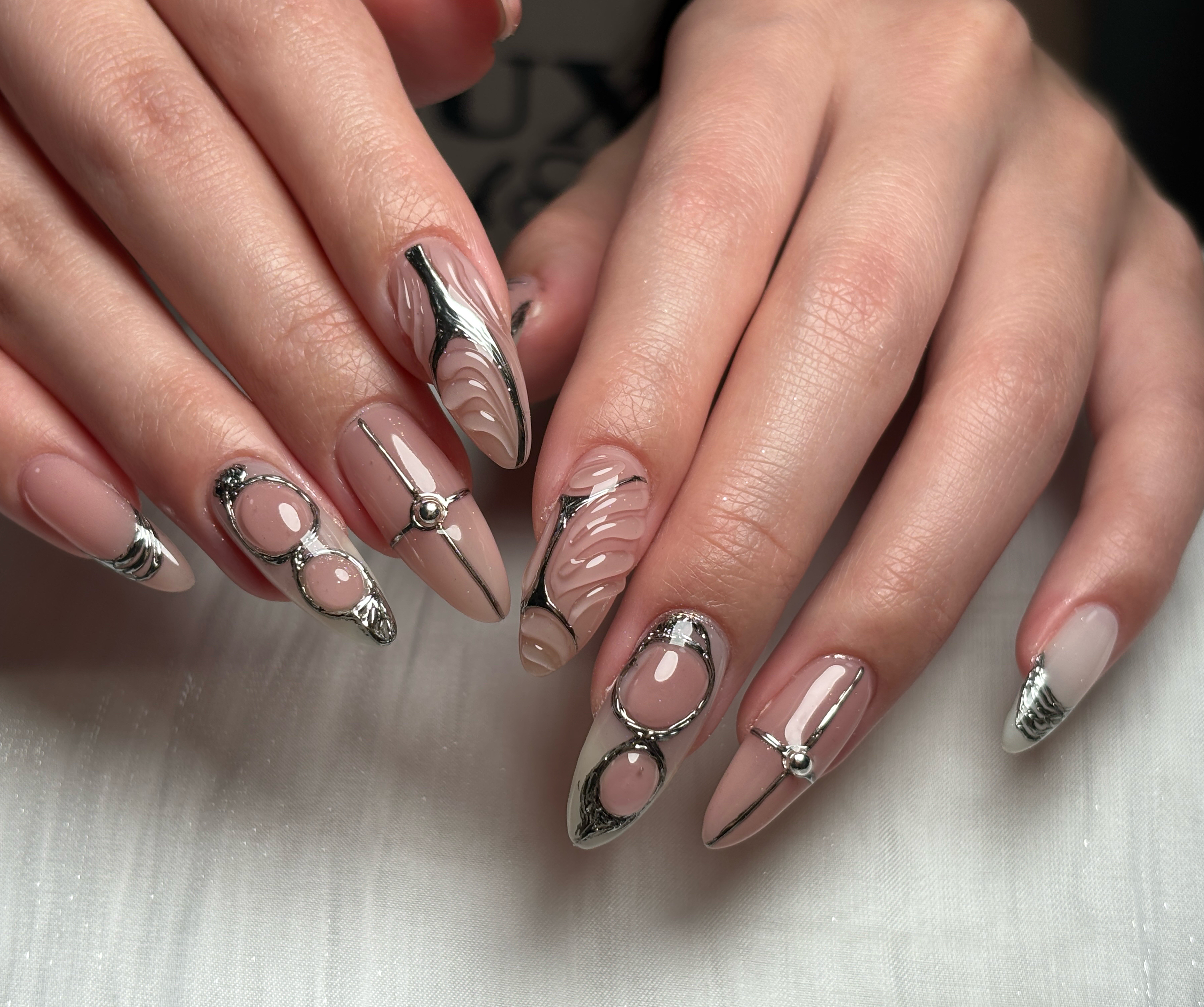 ARBRE_Nail