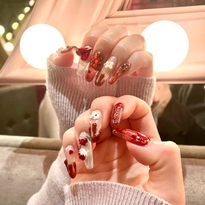 【 オフ無料🌟 】ダメージケア持ち込み10本アート💅🏻💖全指パーツ付け放題🌈💎✨