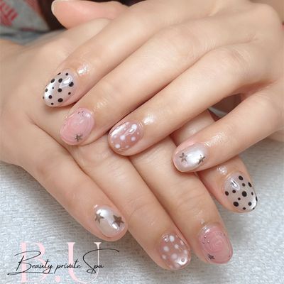 韓国風デザインネイル🎀