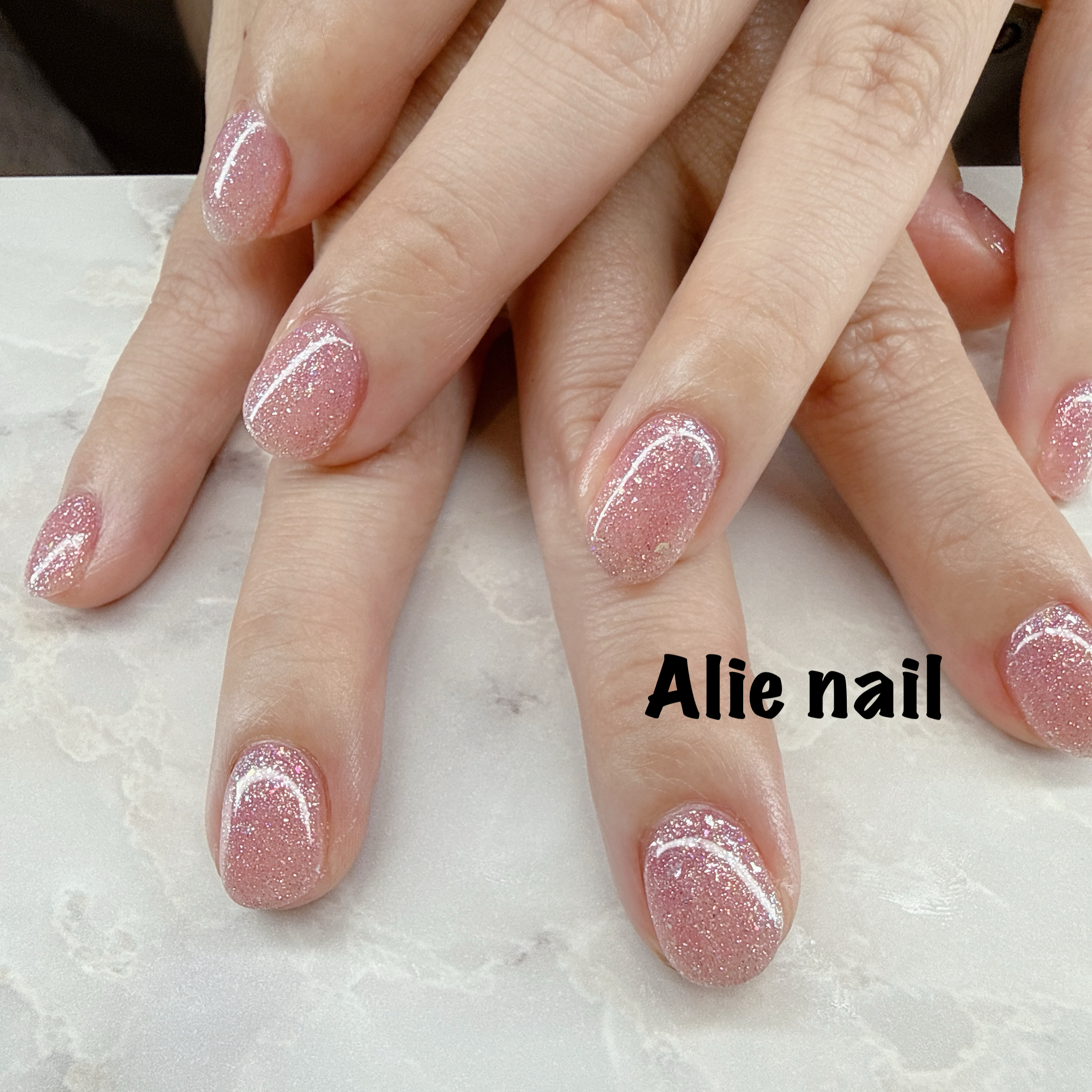 Alie_nail.0822