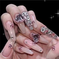 Lucy_Nail