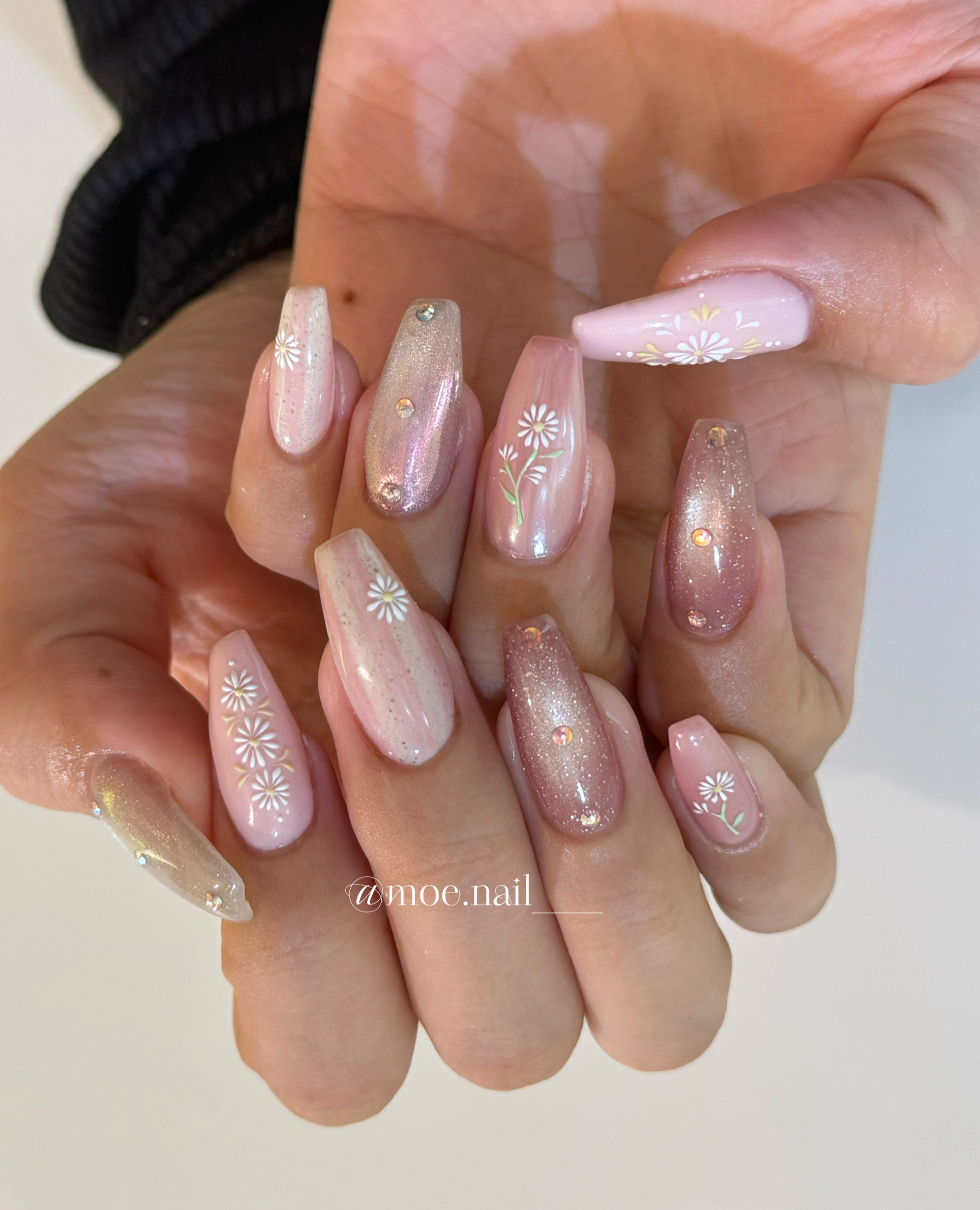 moe.nail____