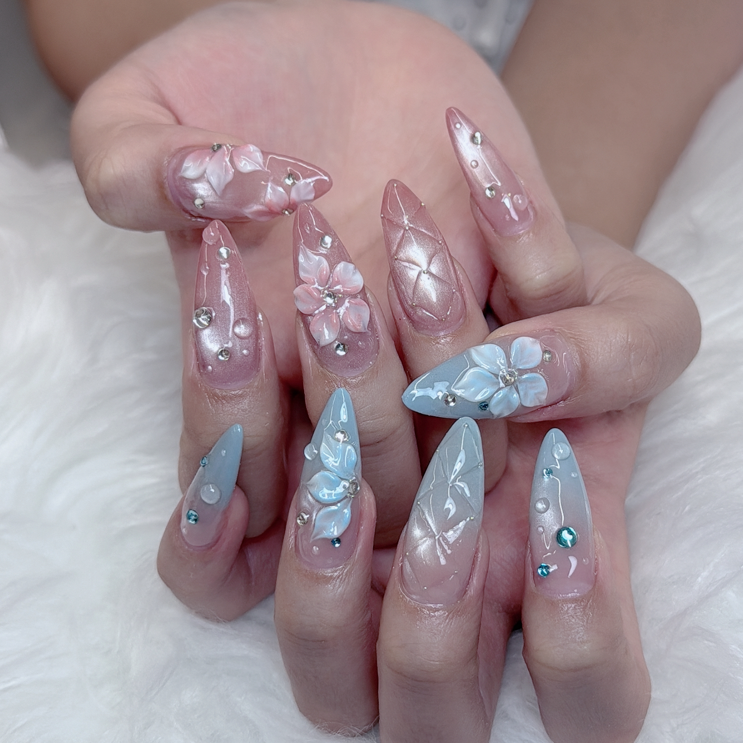 Vp1hue_nail