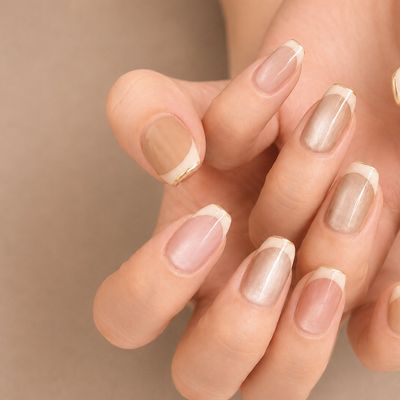🌿【フレンチ《ベースカラーあり/ラメライン込》コース】(オフ無料＊ケア込み)