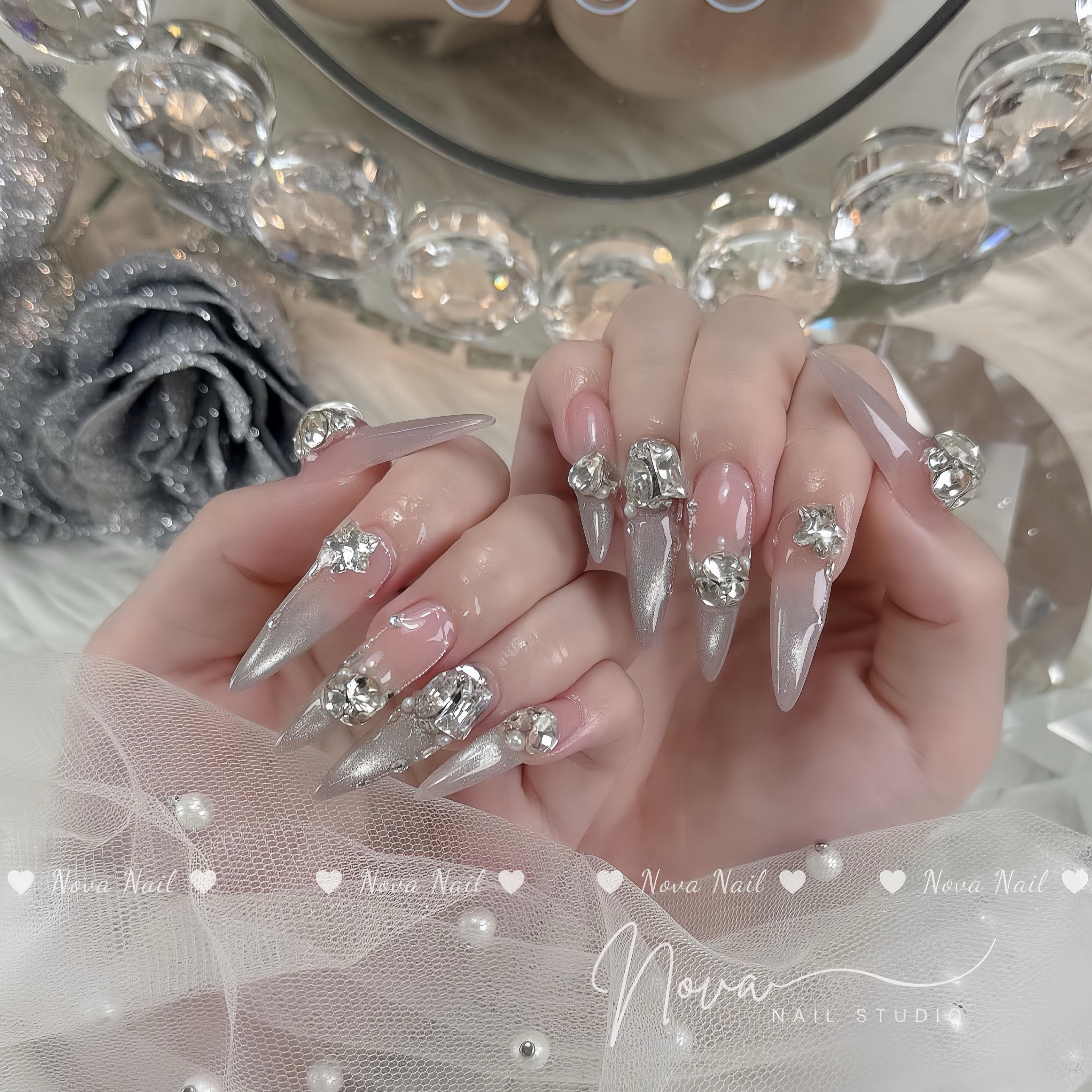Yumi_Nova