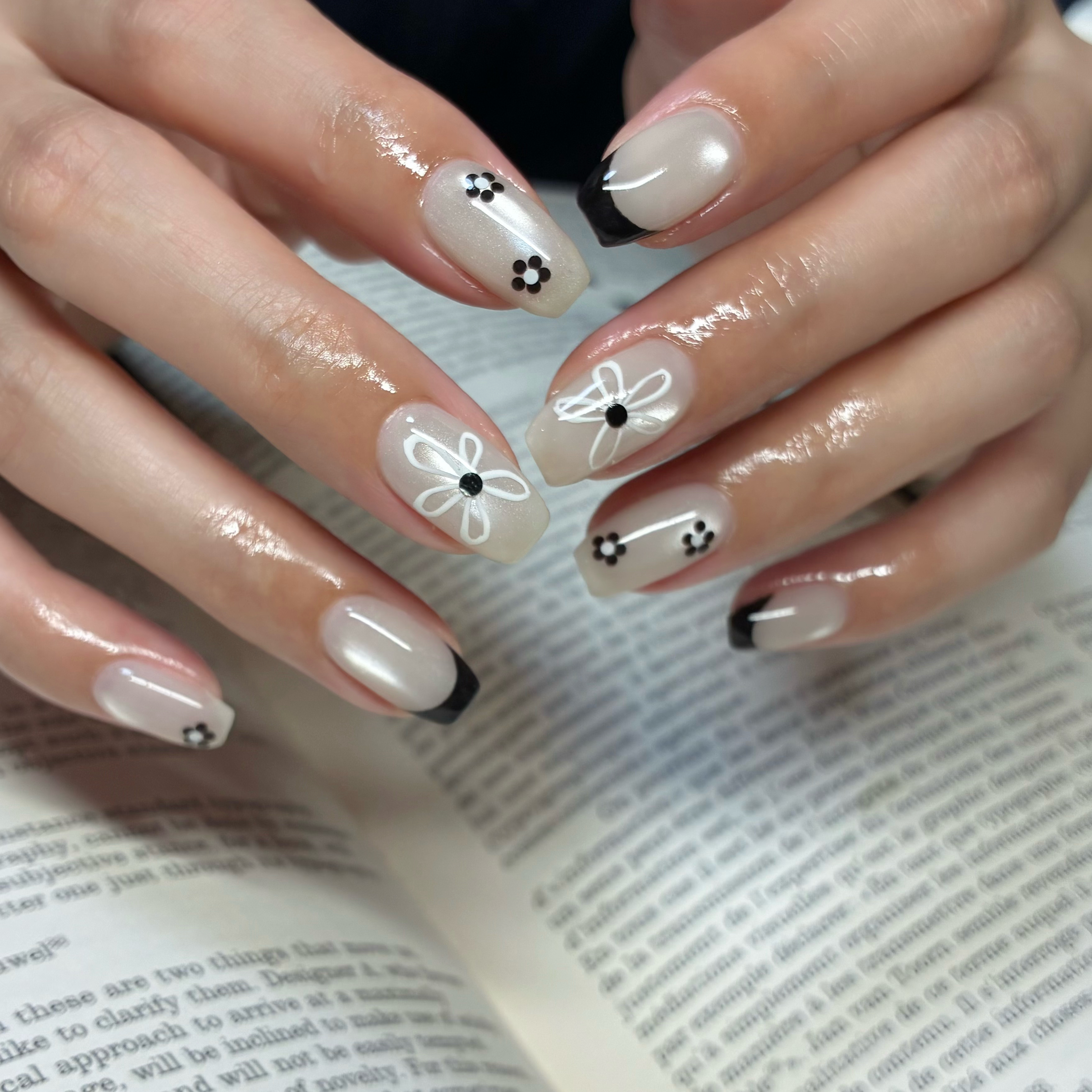 mako_tikiroom_nail