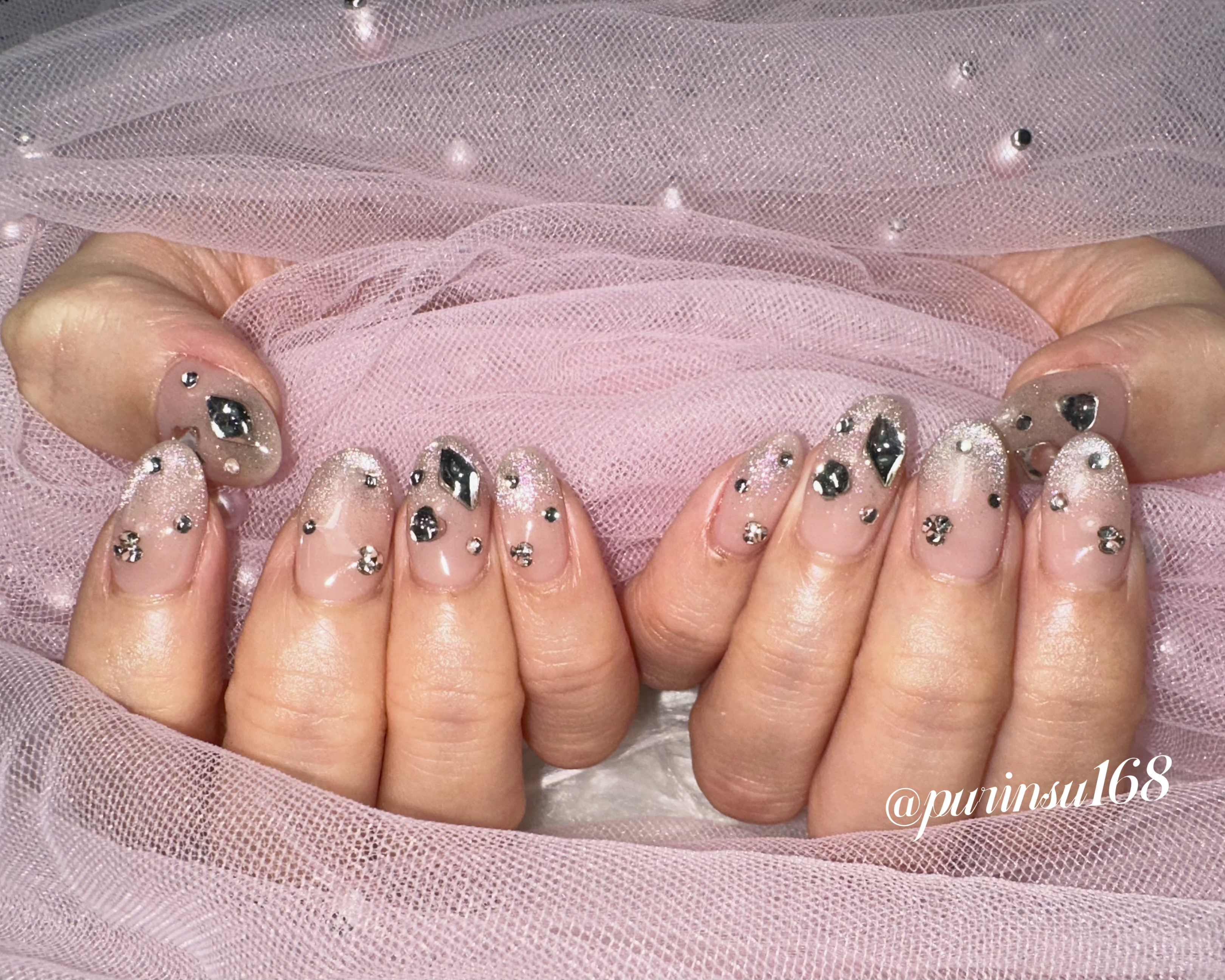 Nail_riri24