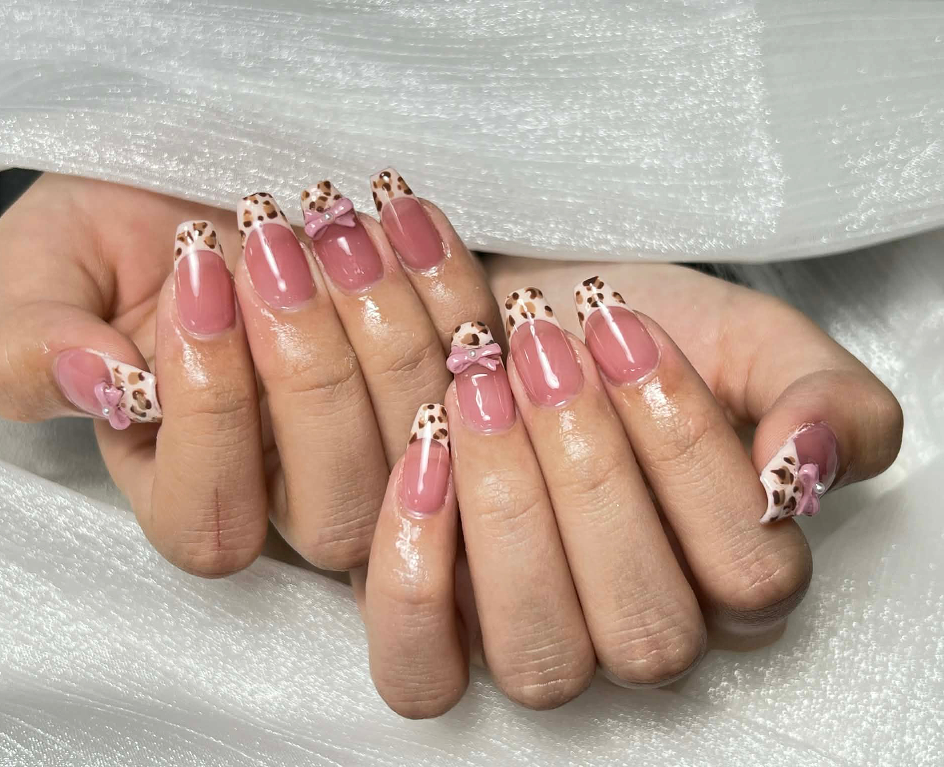 Mew_SanieNail