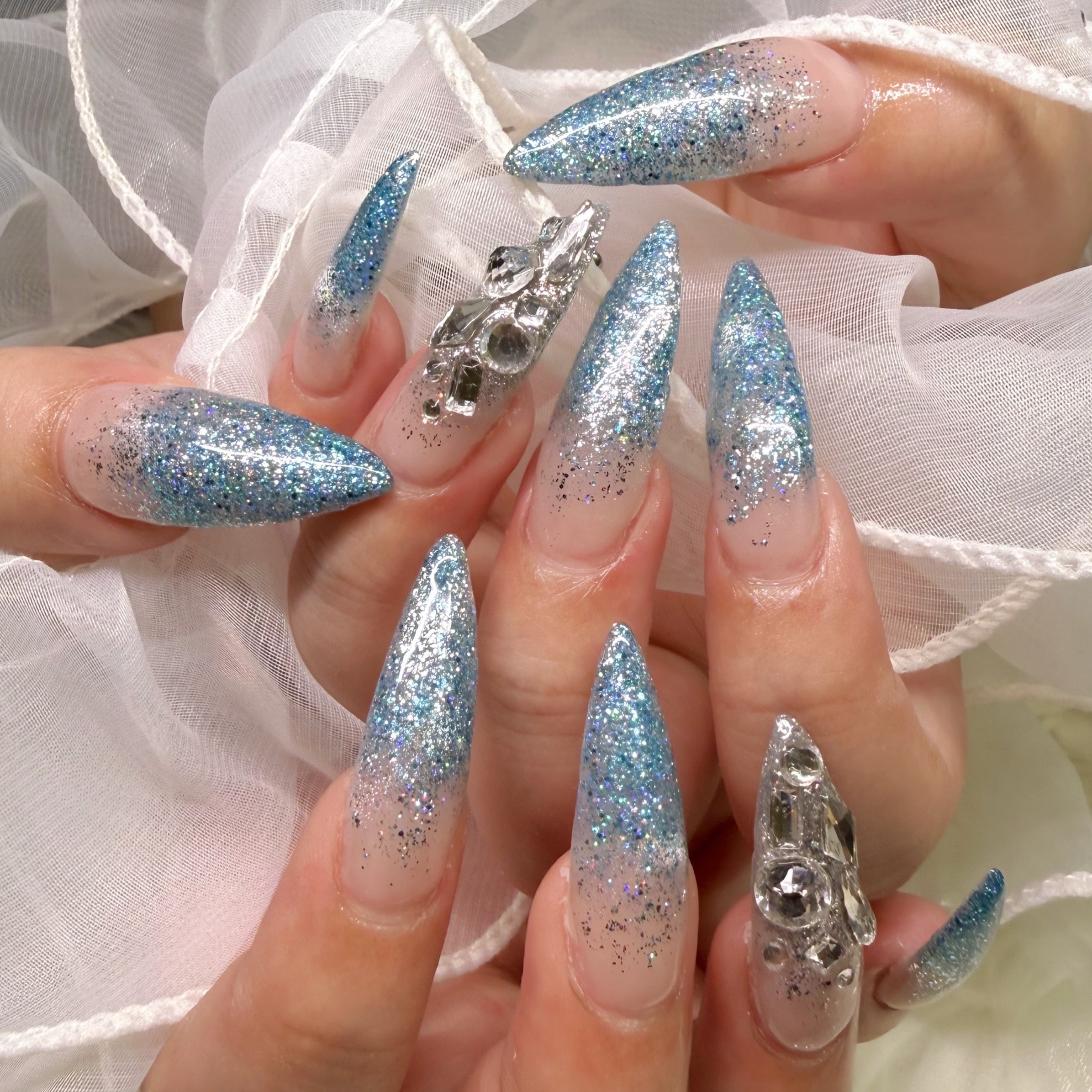 rluce_nail