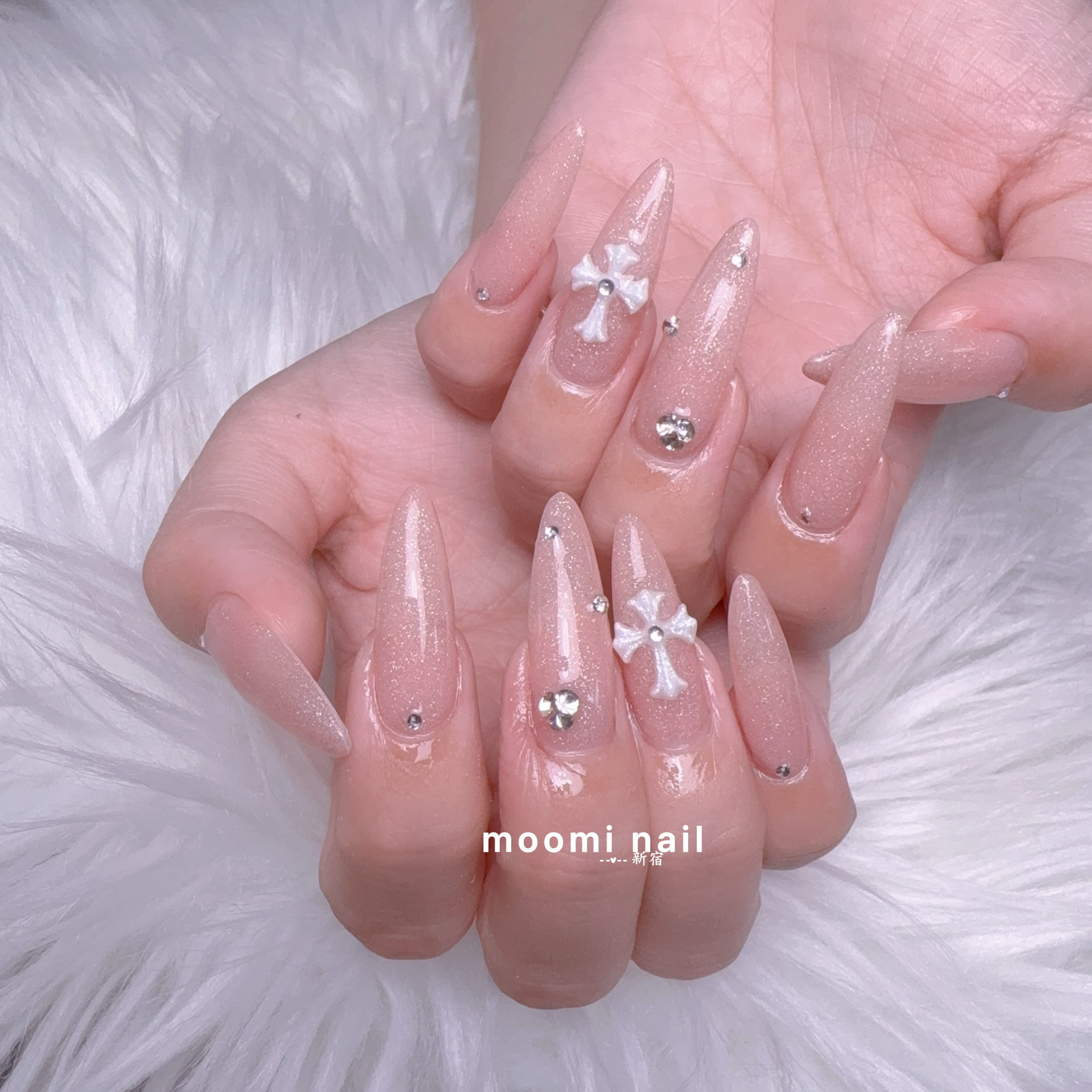 Moomi.nailsalon