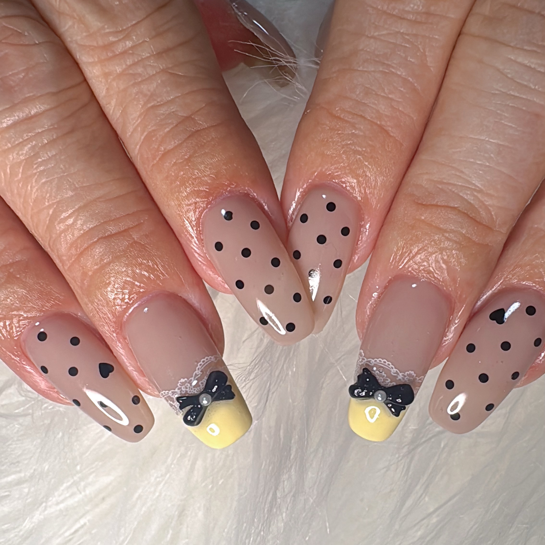 B_Nails