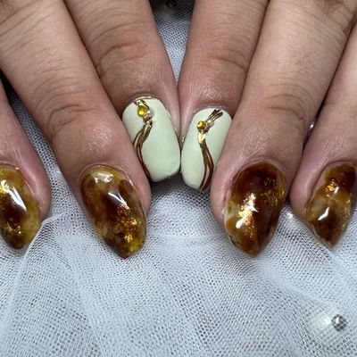 追加のアート(ワンポイントや、ミラー追加など)