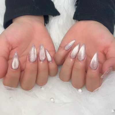 ロングネイル（長さだし10本）
グラデーション/ フレンチ /マグネット/フラッ