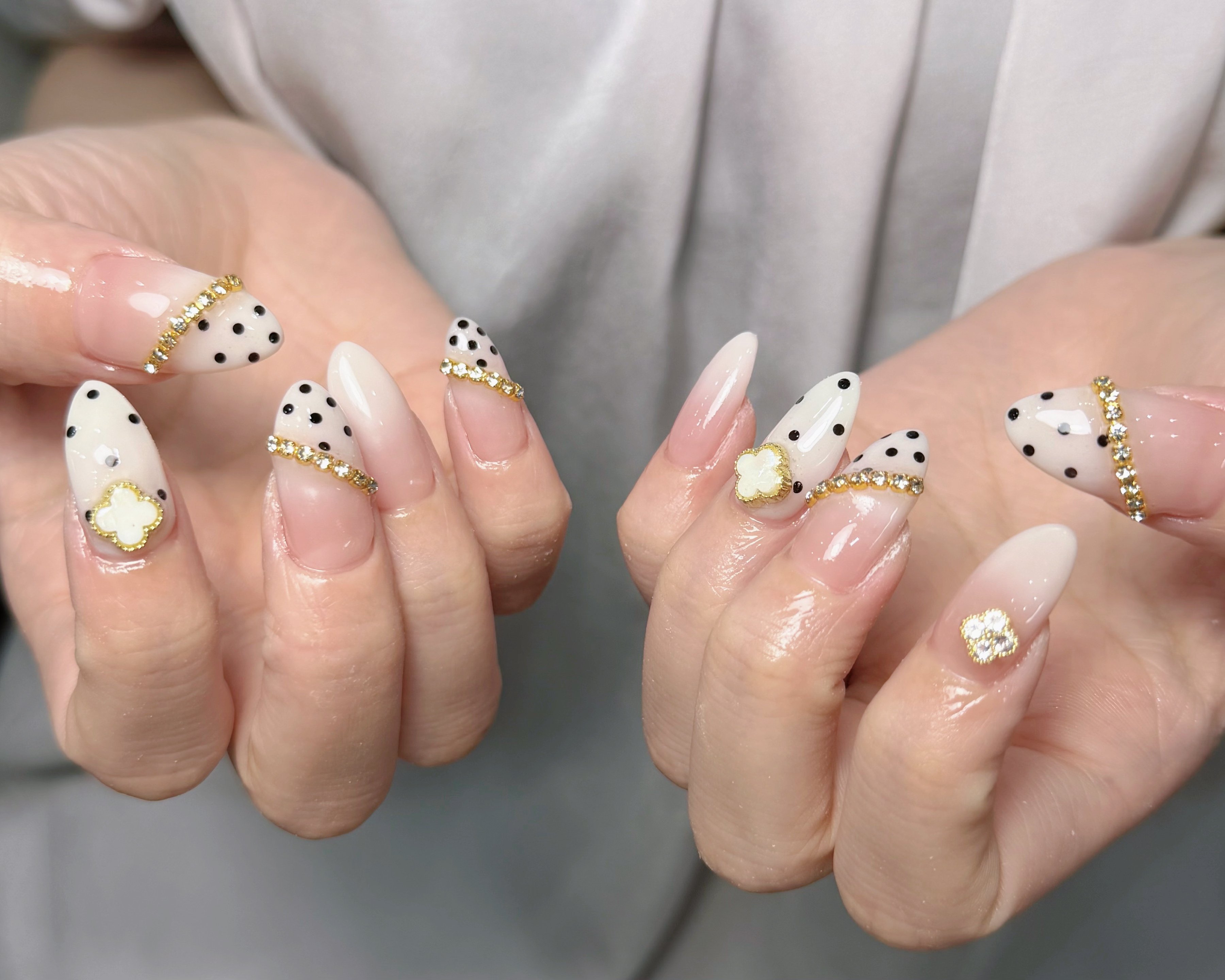 UM_NailSALON