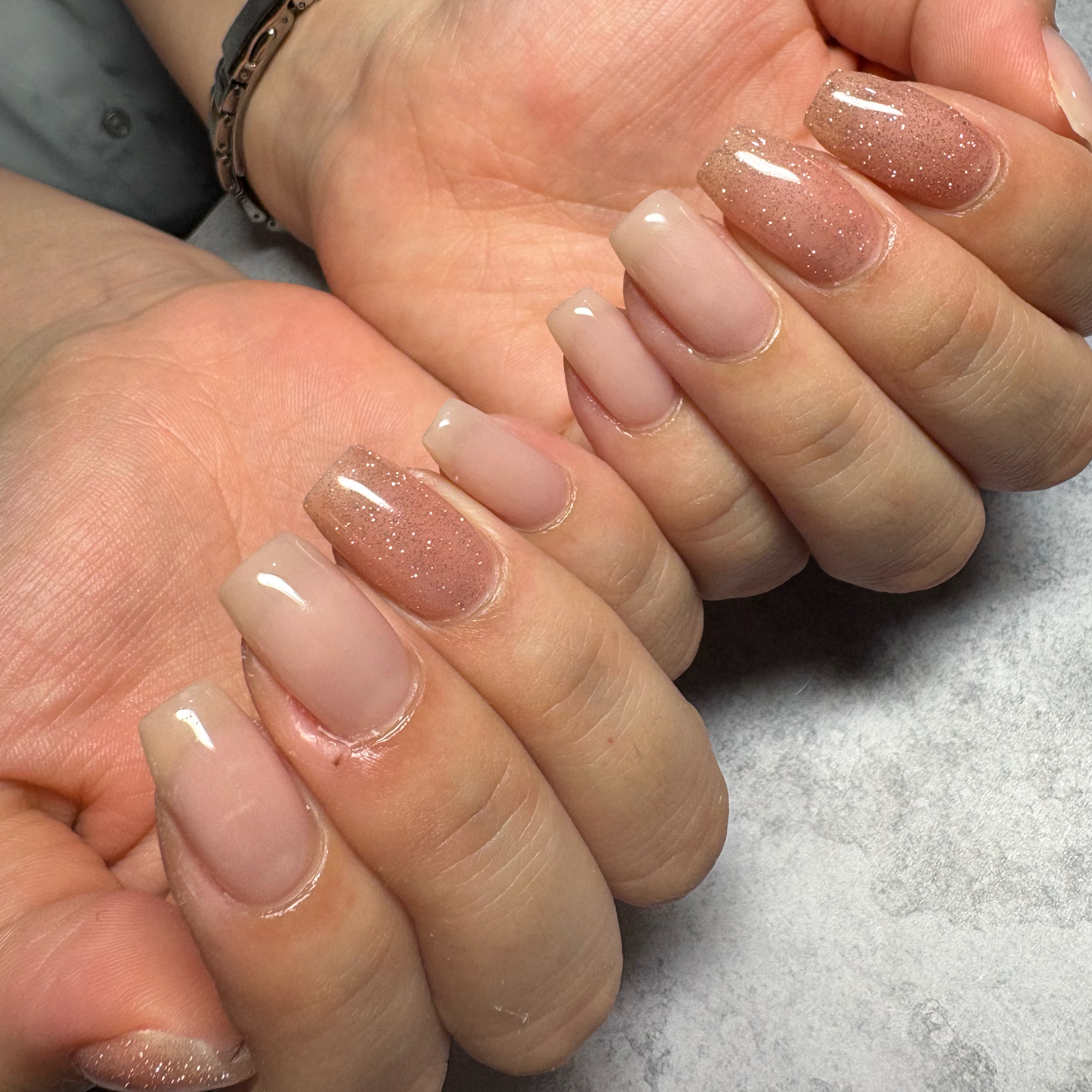 ..ada..nail