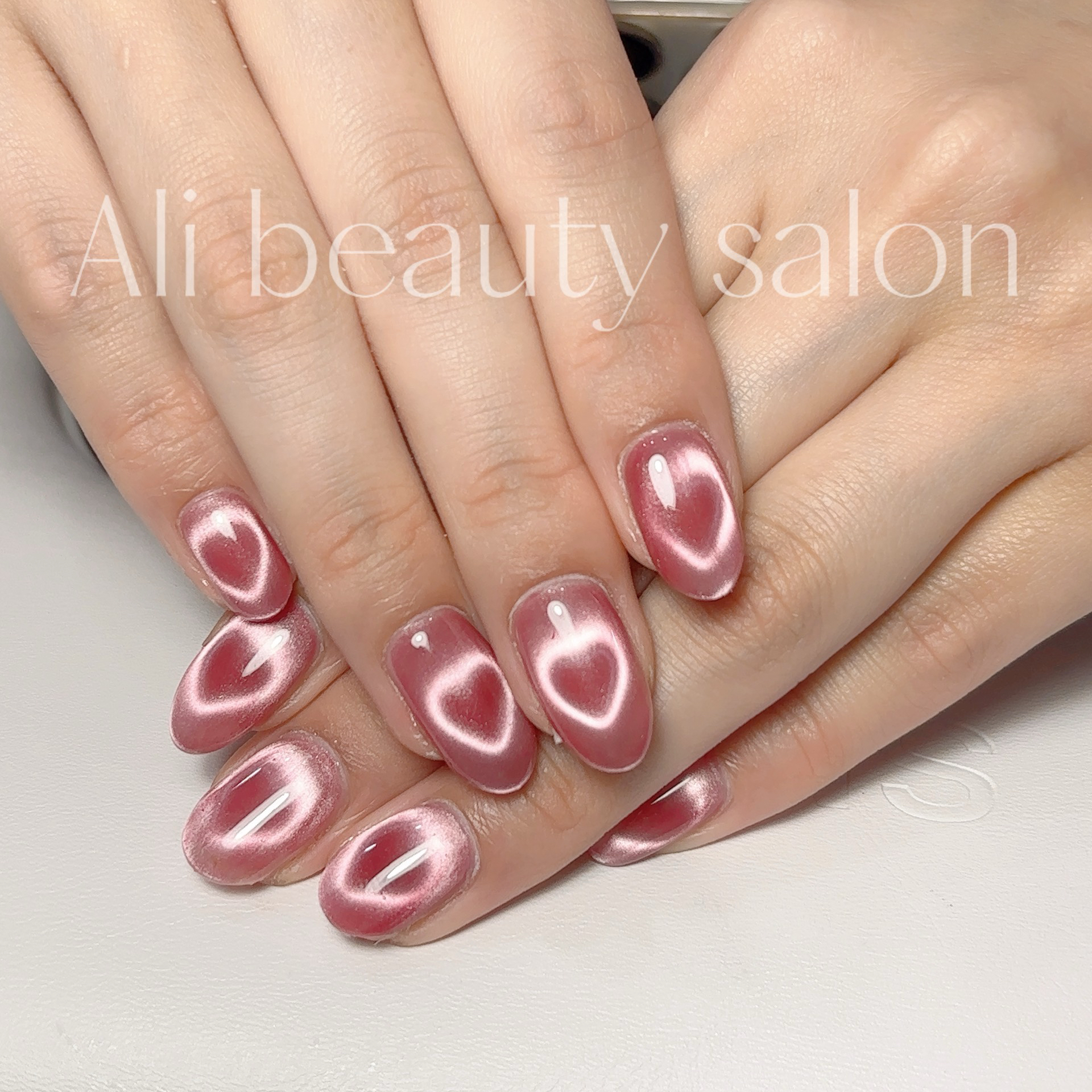 Ali_nail
