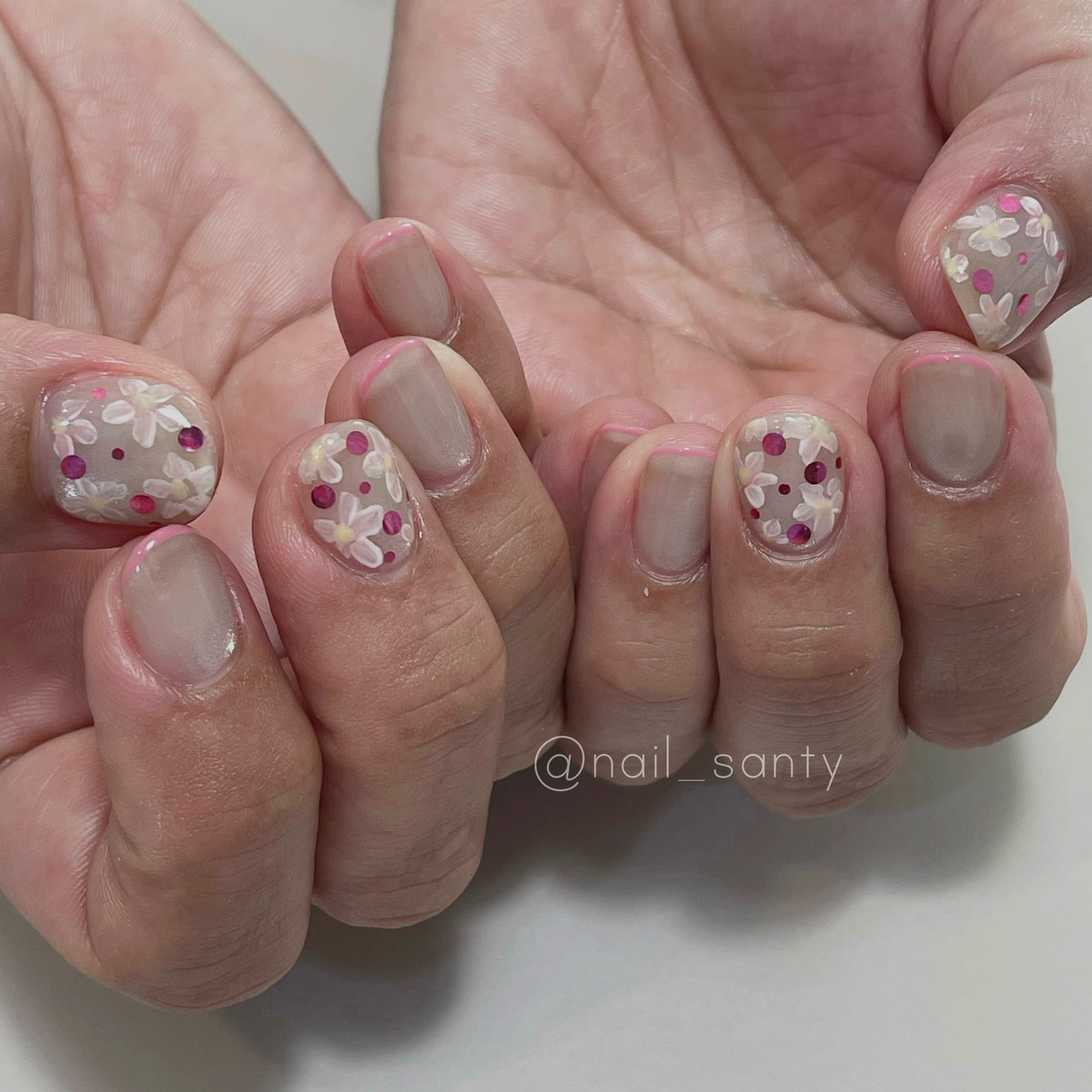 nail_santy