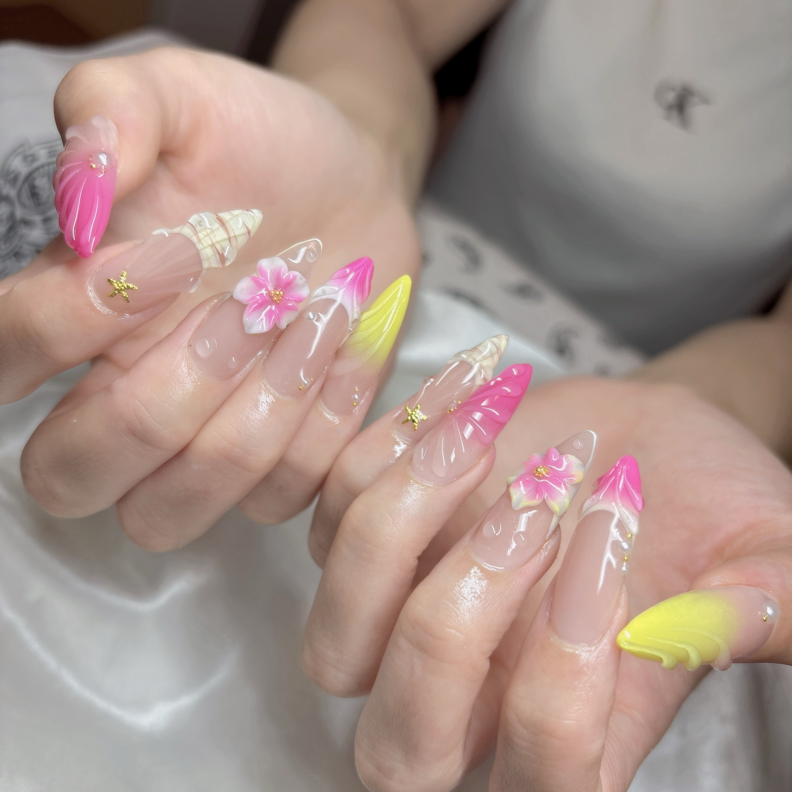 HandS_nail