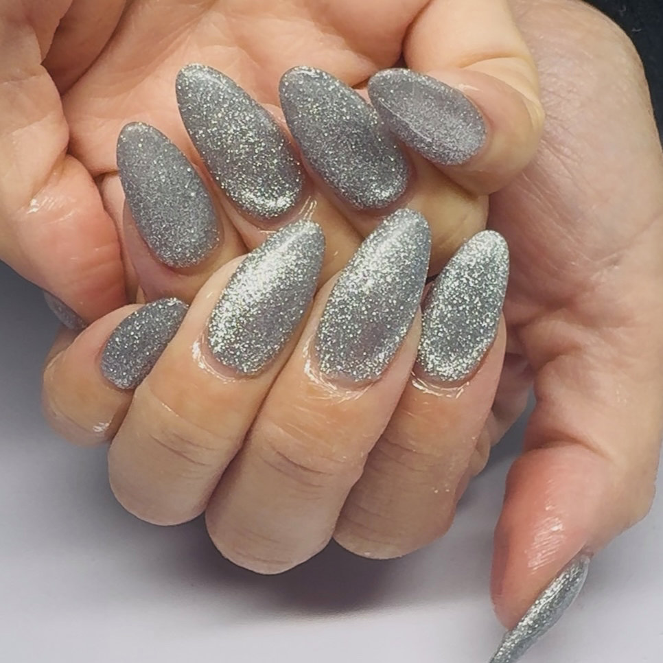 R_Bella_Nail