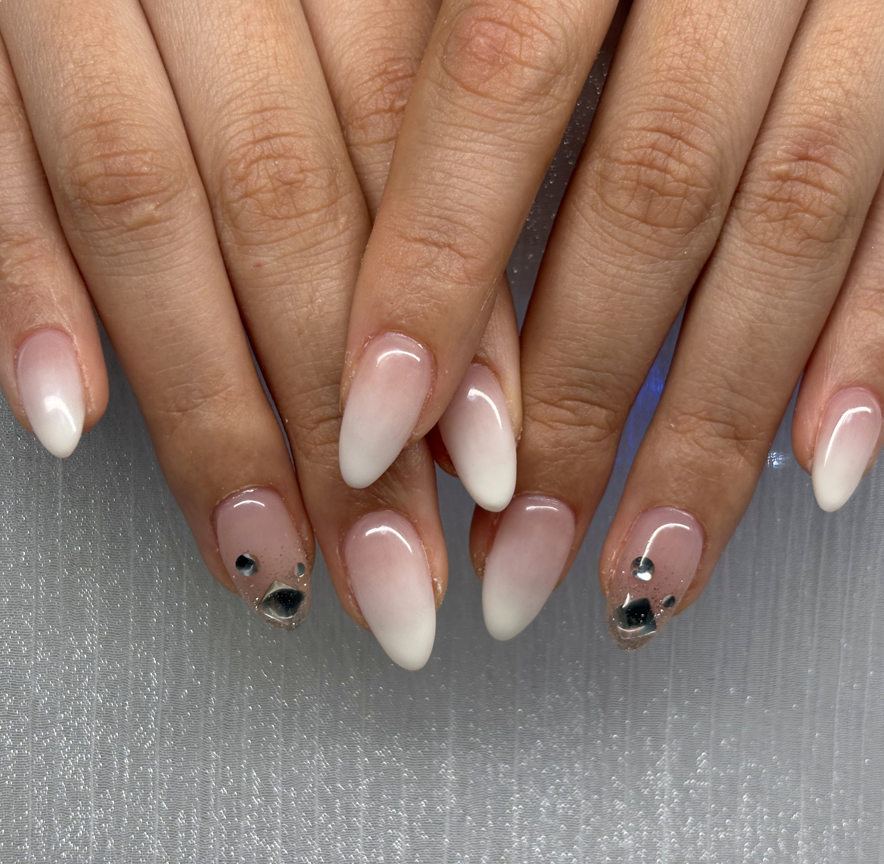 nail.petite_bridal