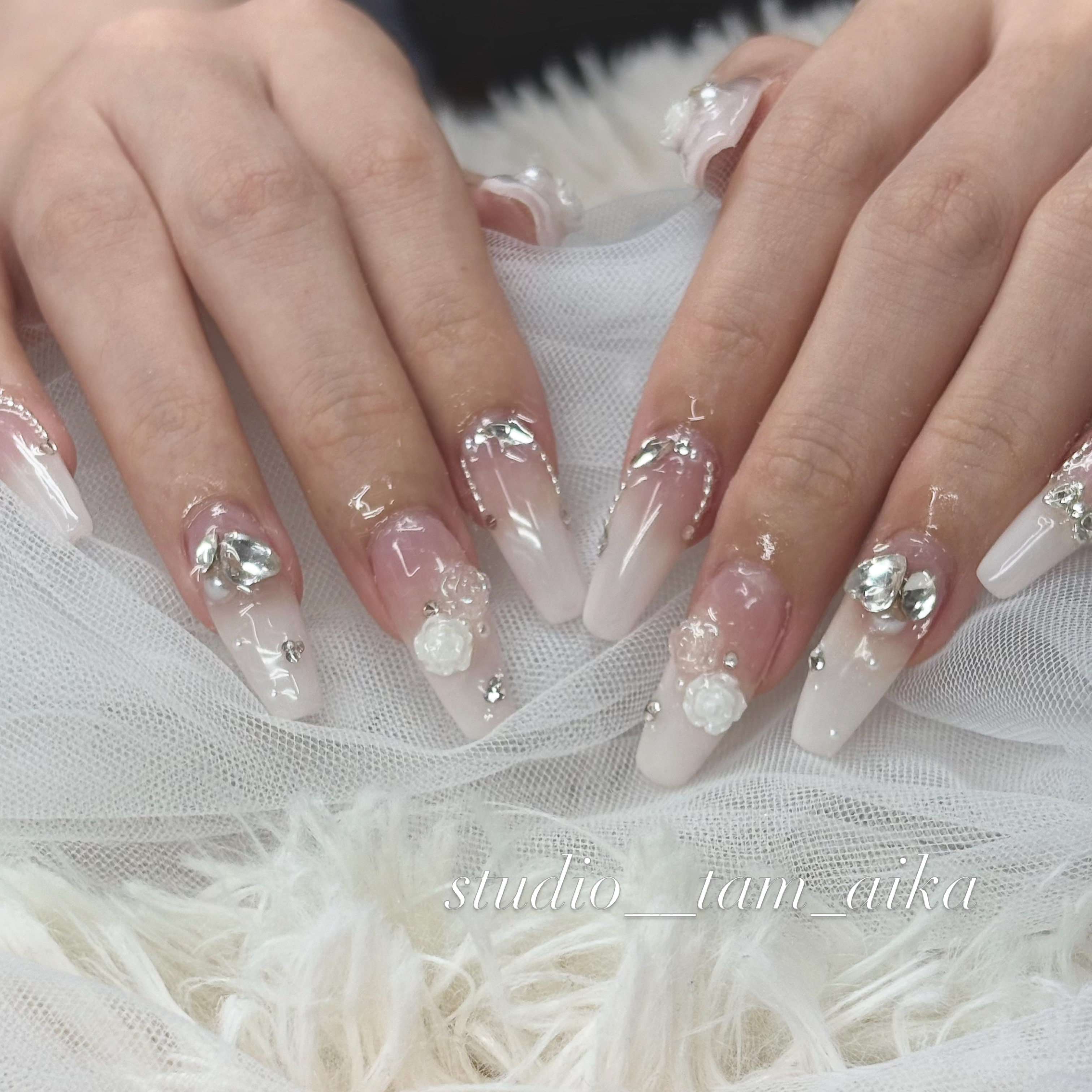 studio__tam_aika