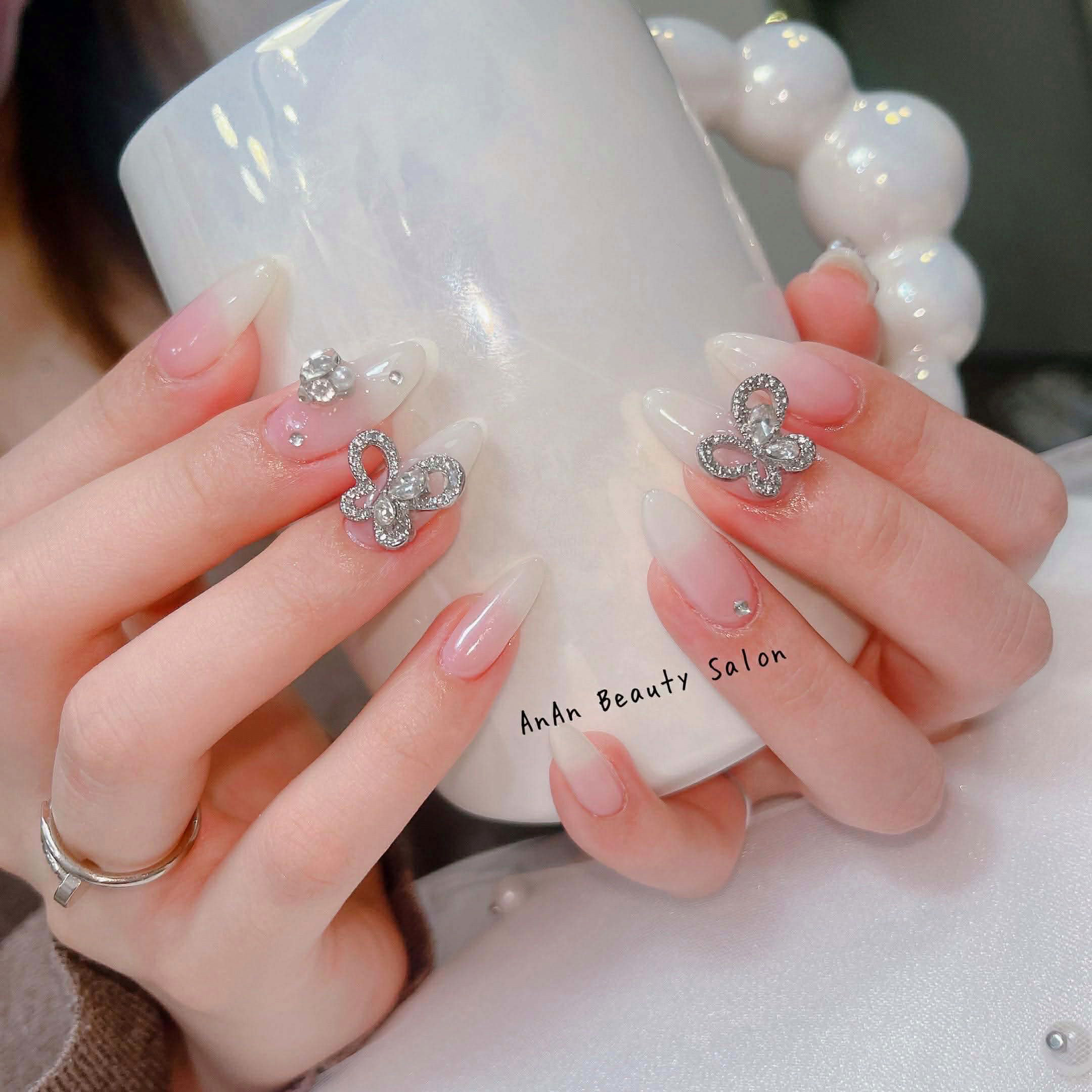 hha_nail