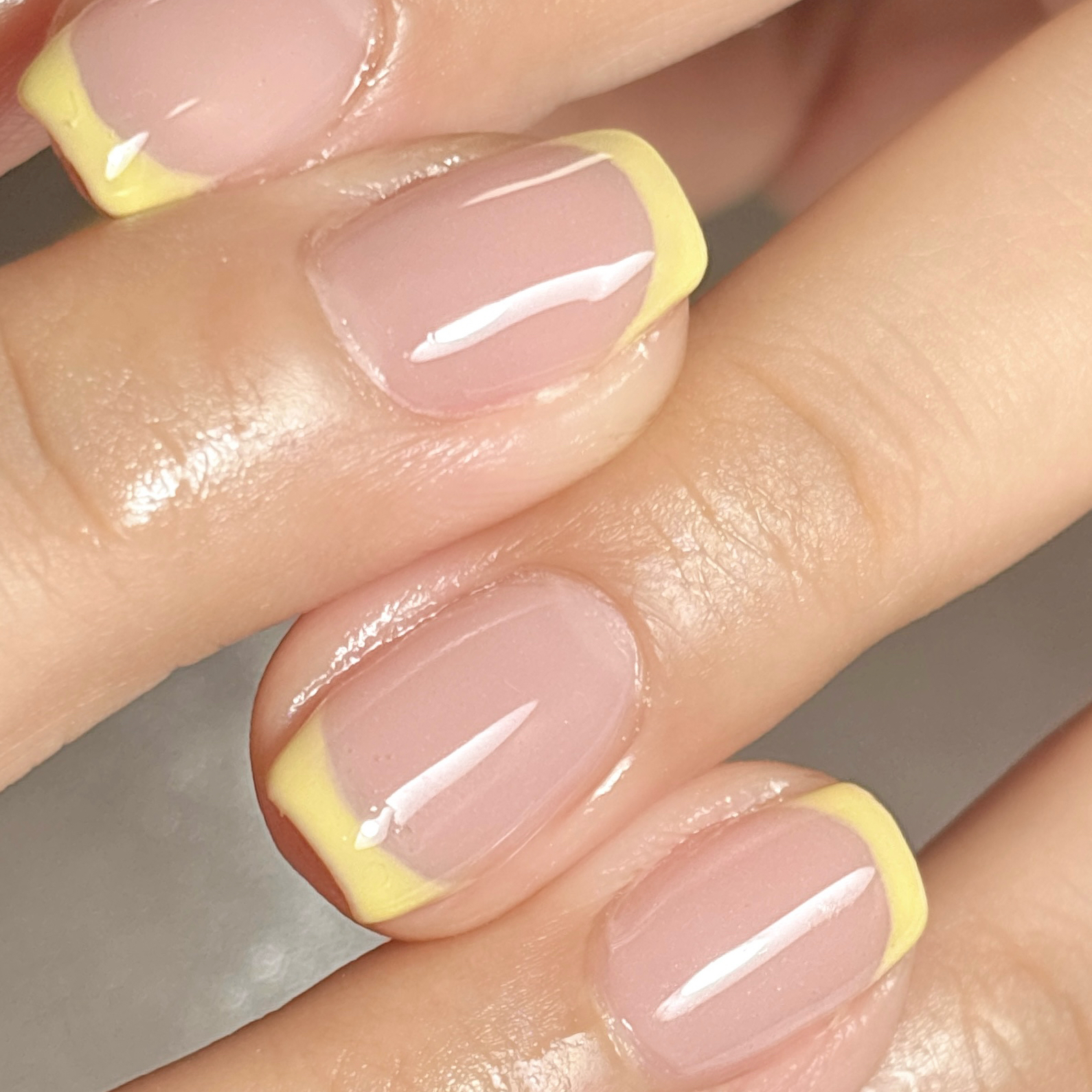 Nail_salon_Attirant_YUINA