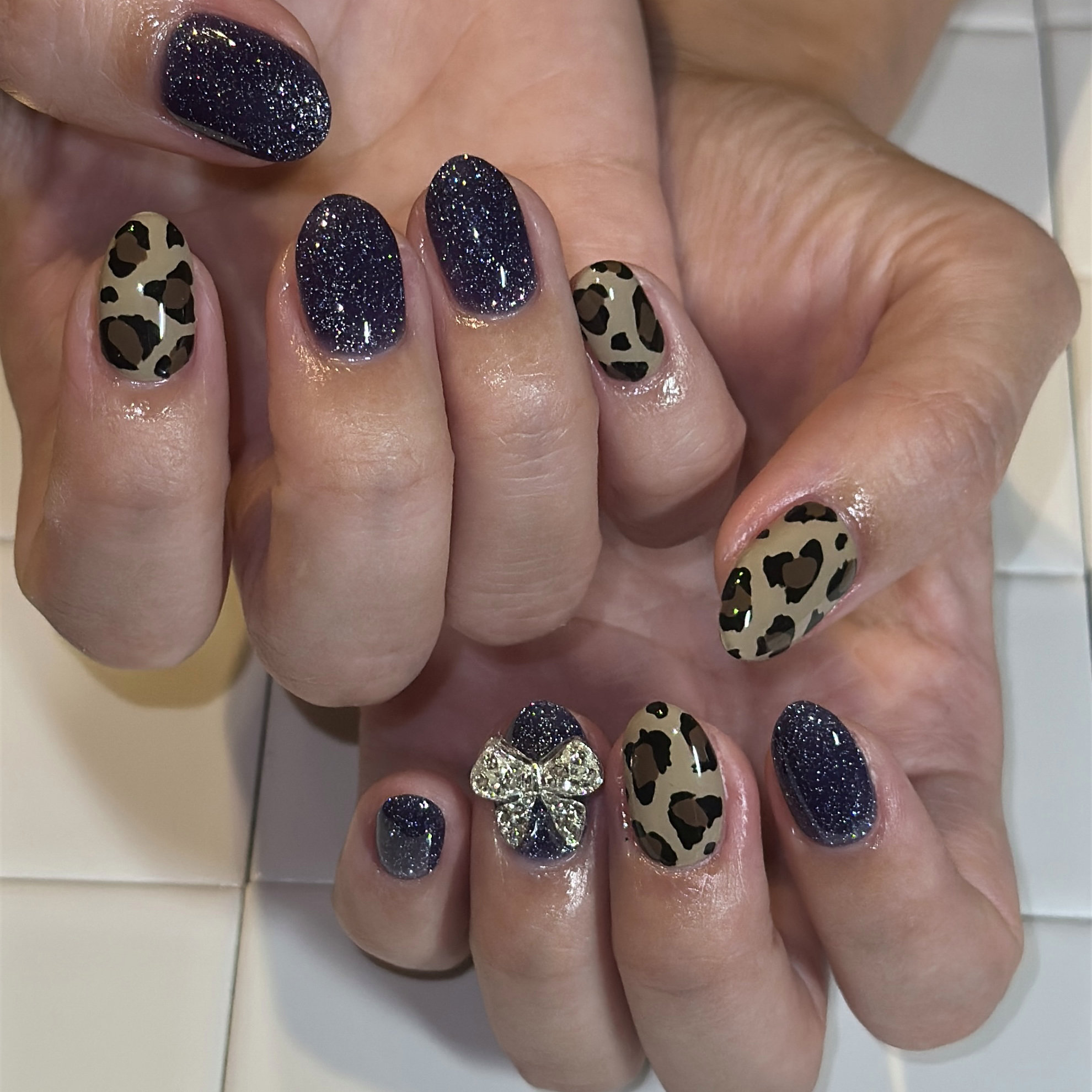mozzie_nail