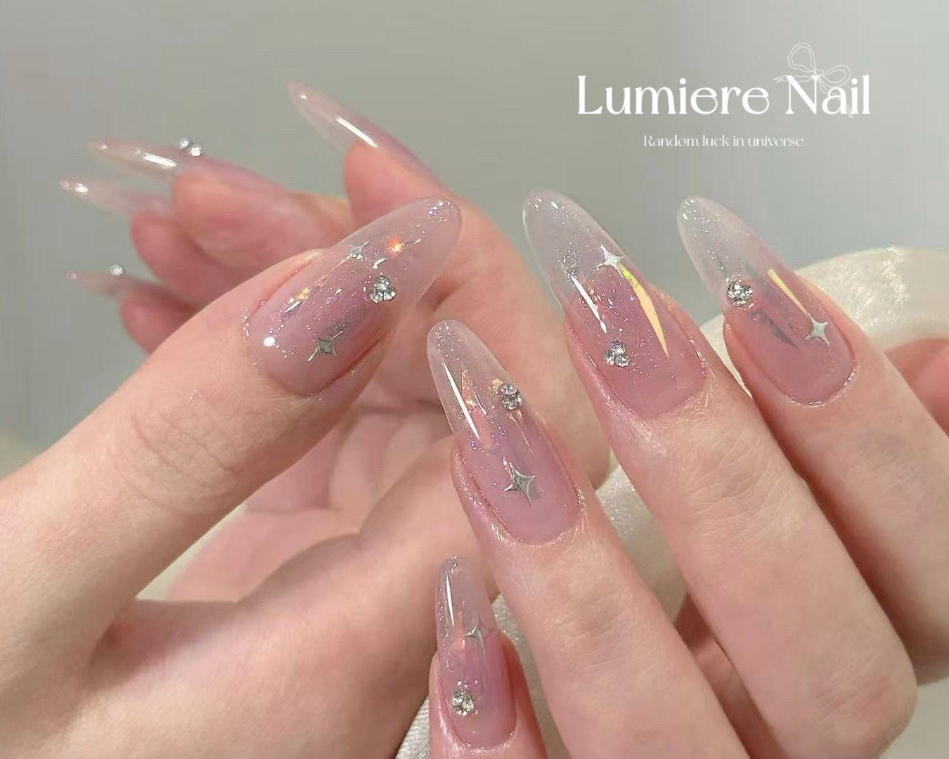 lumiere_Nail