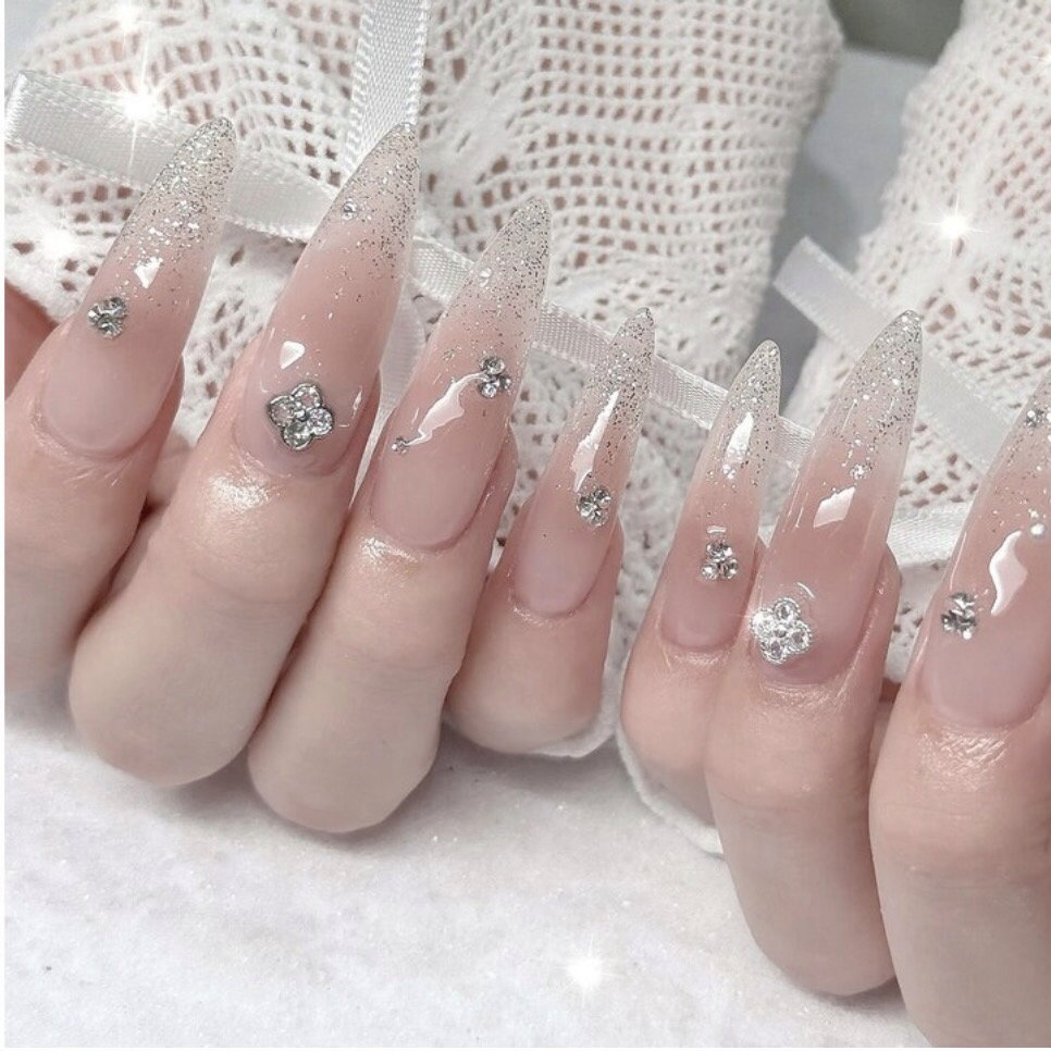 ARI_HEAVENNAIL