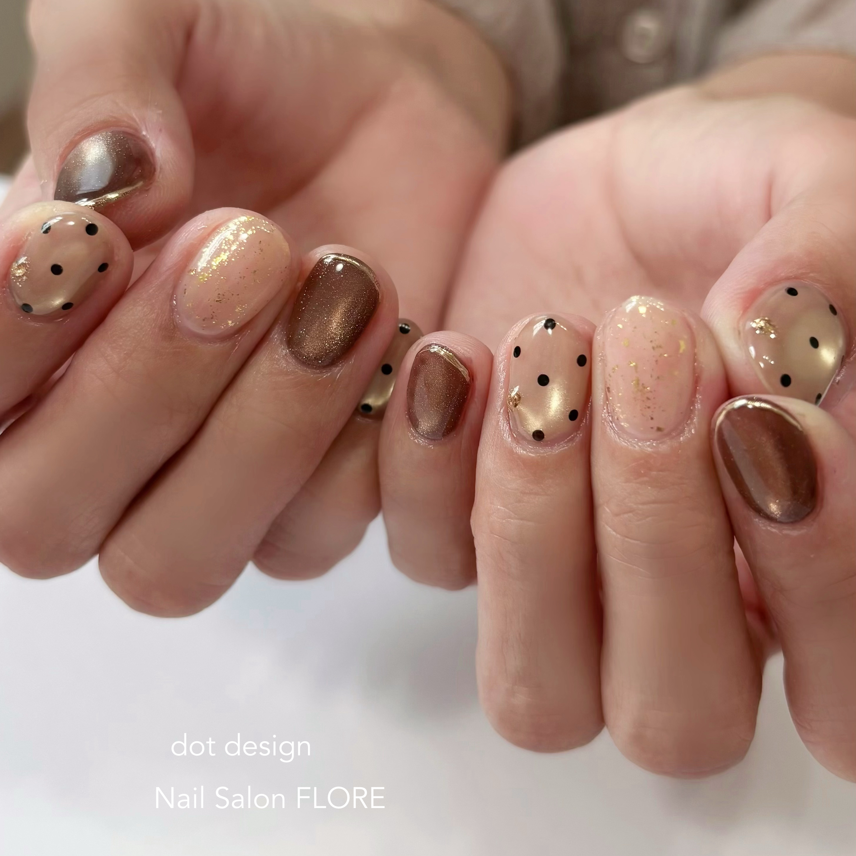 flore__nail