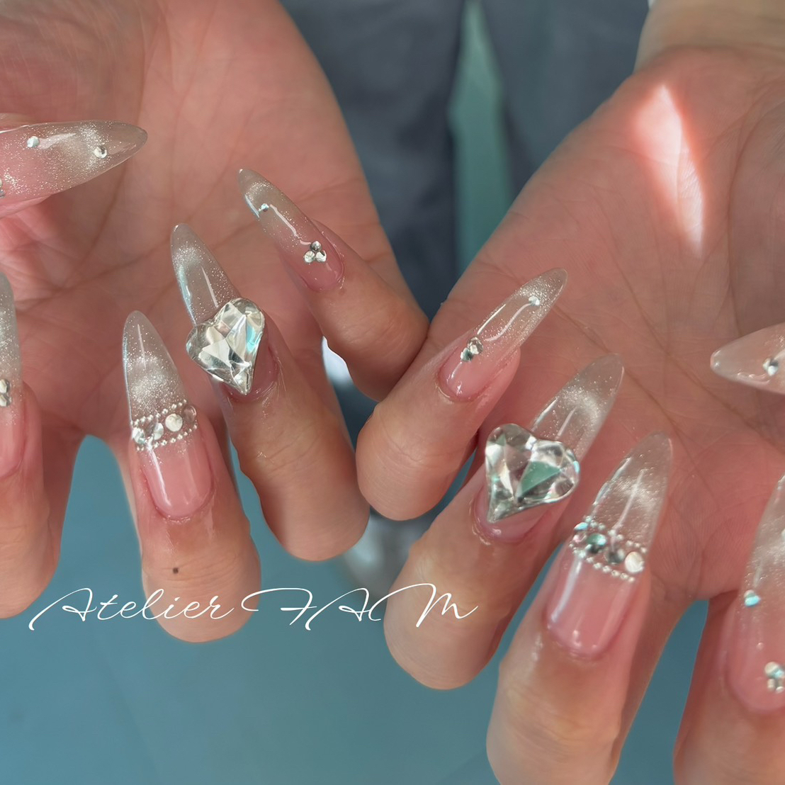 nail.eyelashAtelierFAM