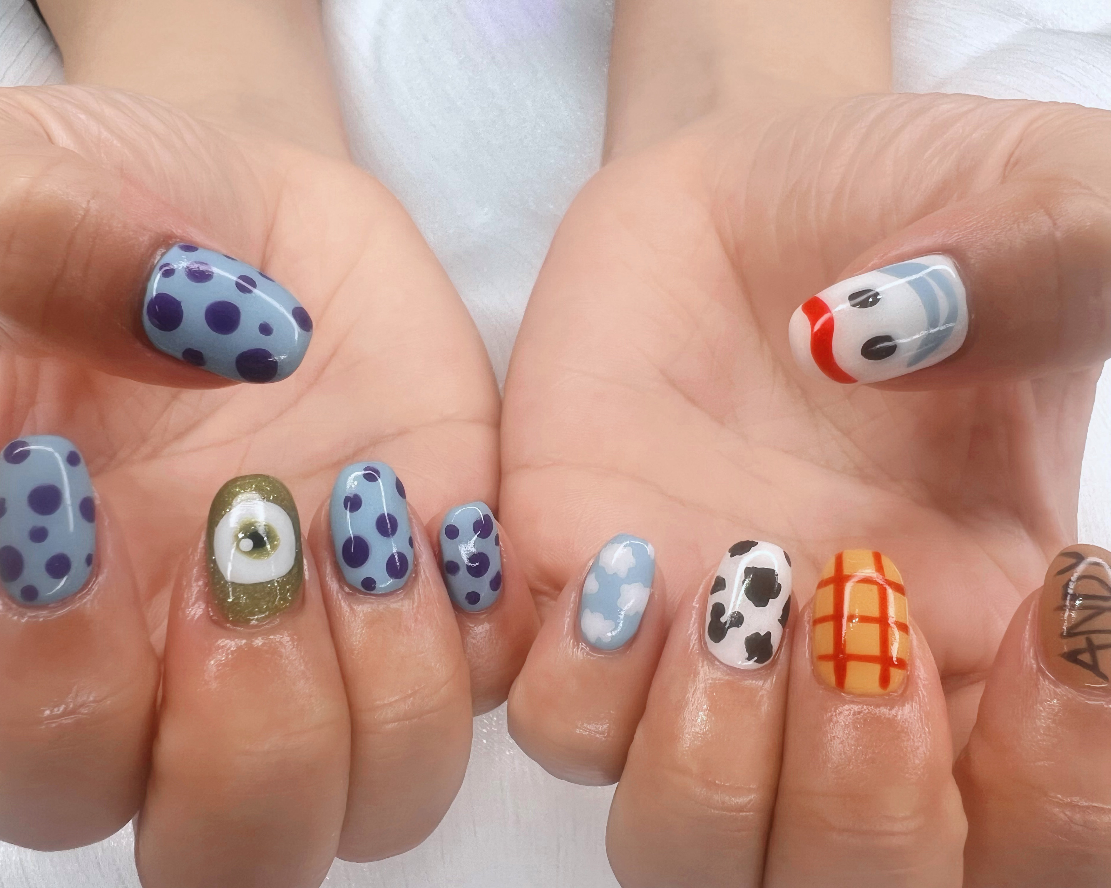 KABIN_Nail