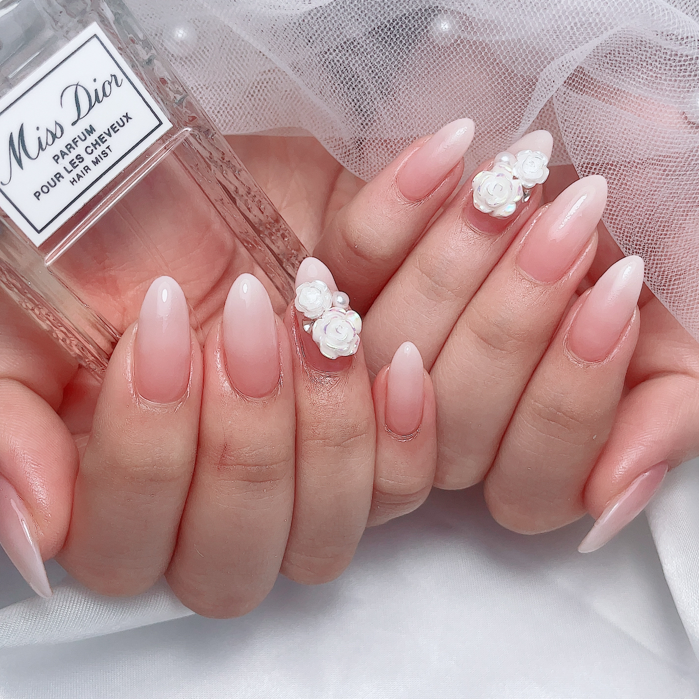 nail_Luce.