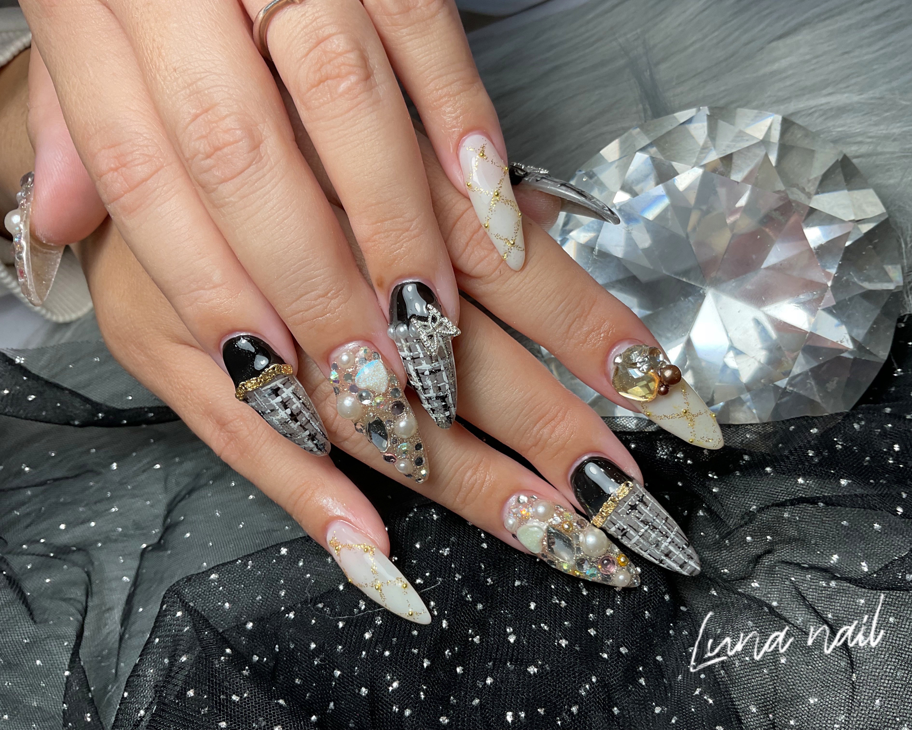luna_nail9