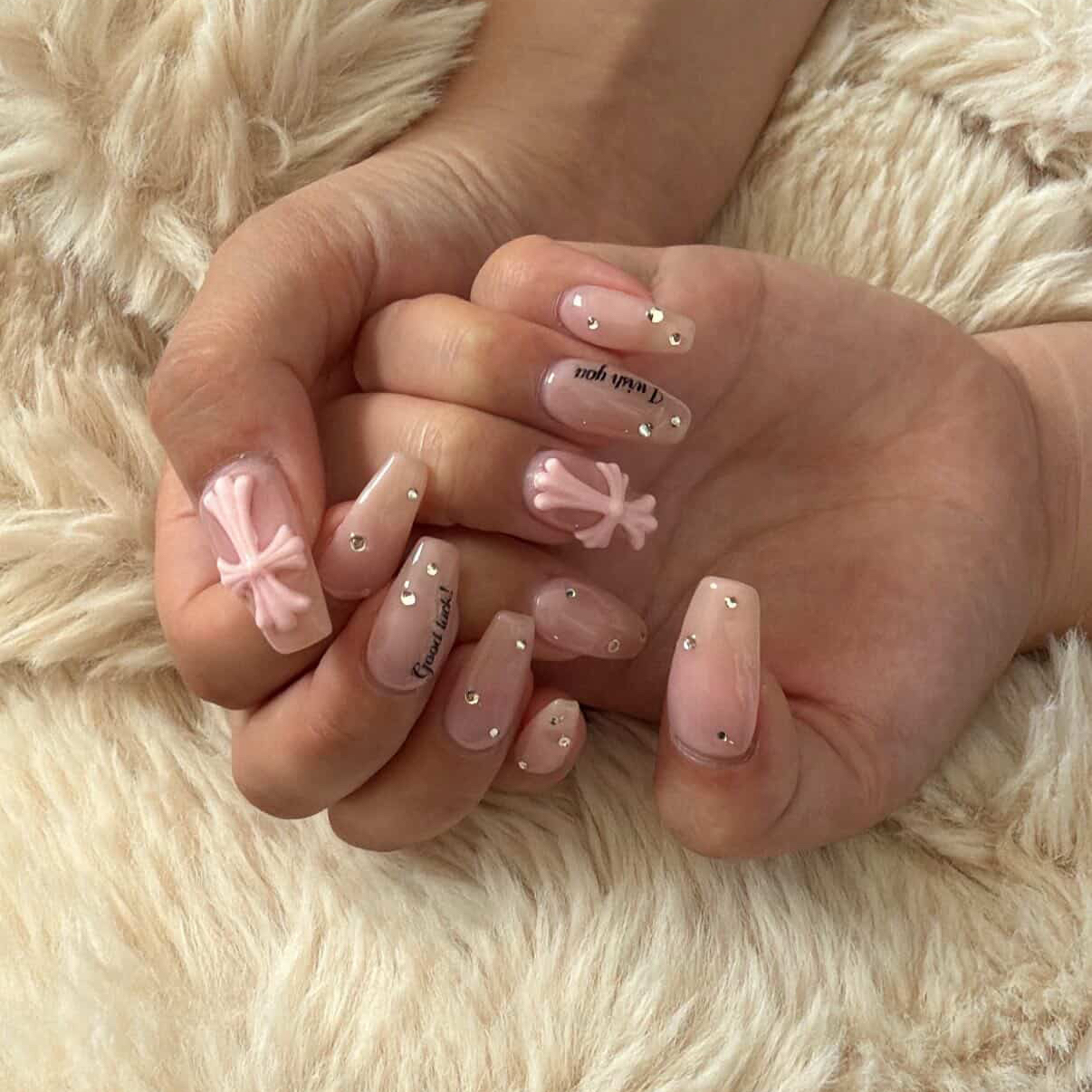 nailsalongia
