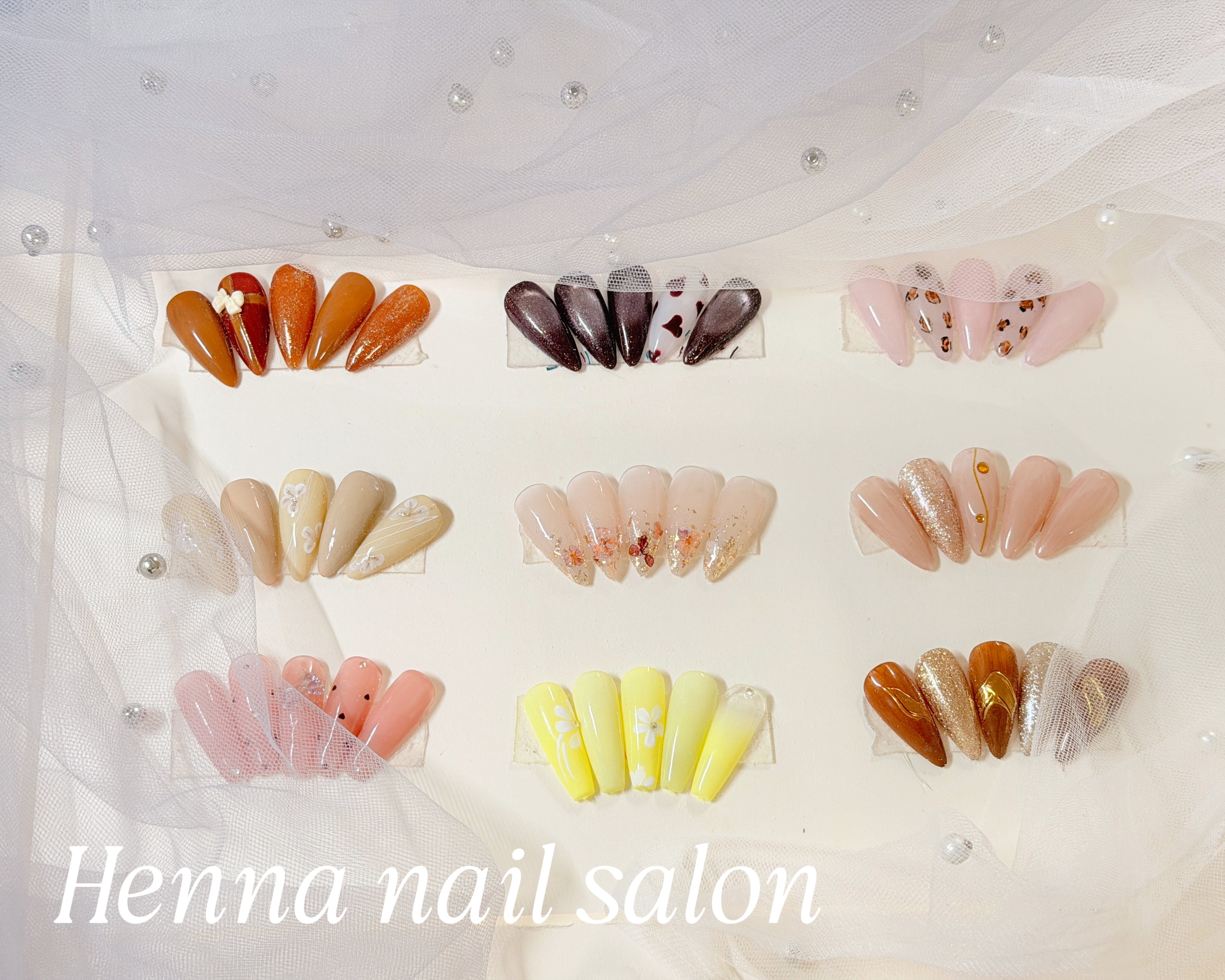 Henna_nail