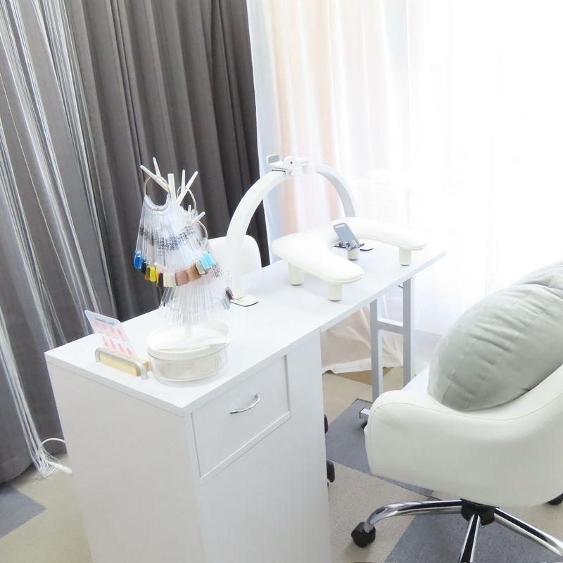 NailSalonReunion